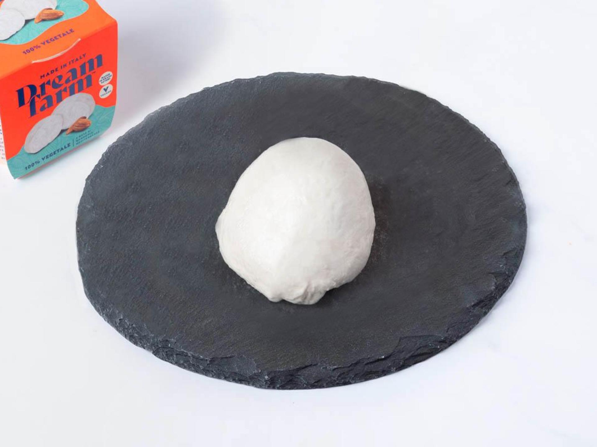 Alternativa vegetale alla mozzarella