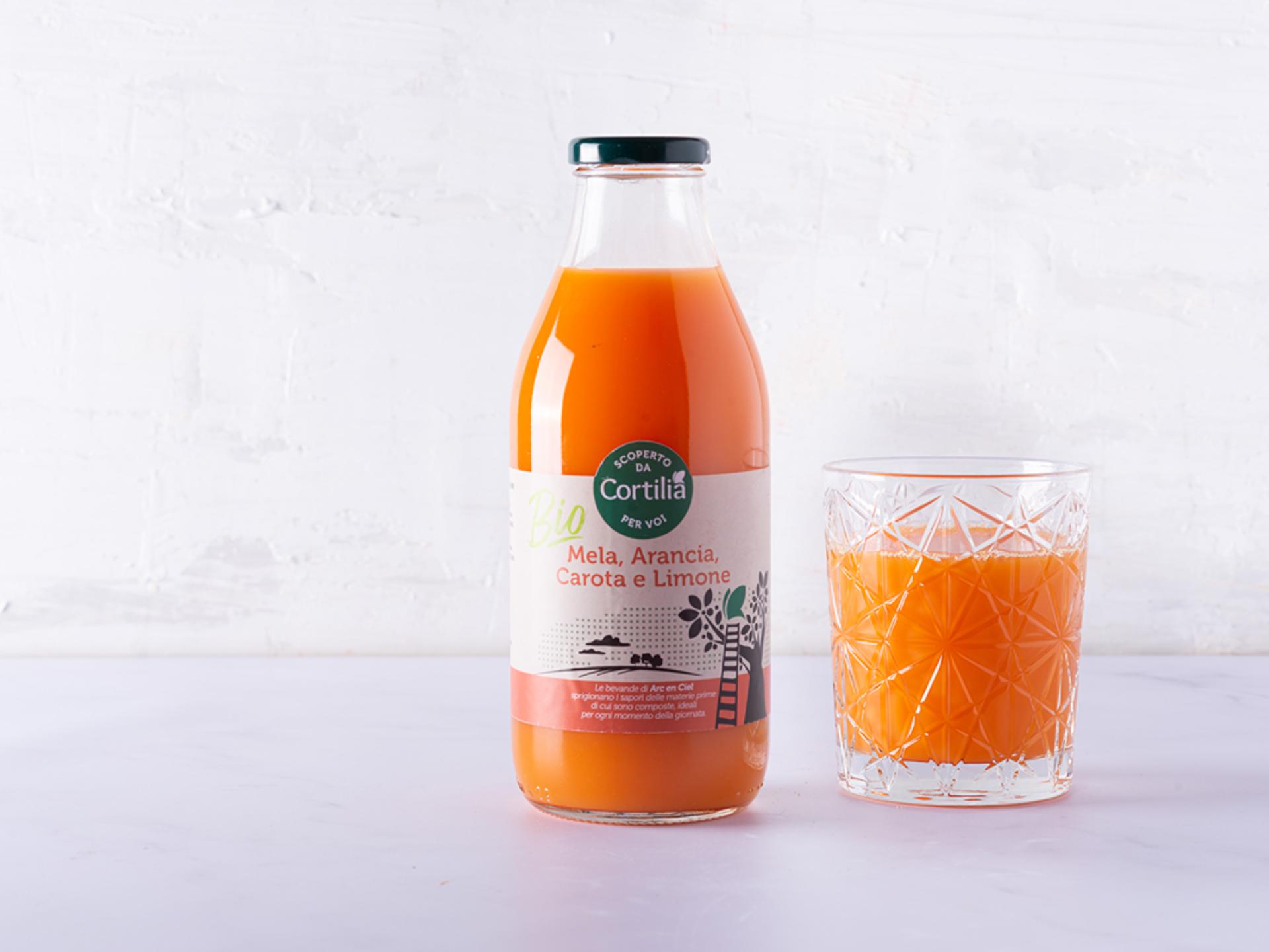 Bevanda mela, arancia, carota e limone BIO