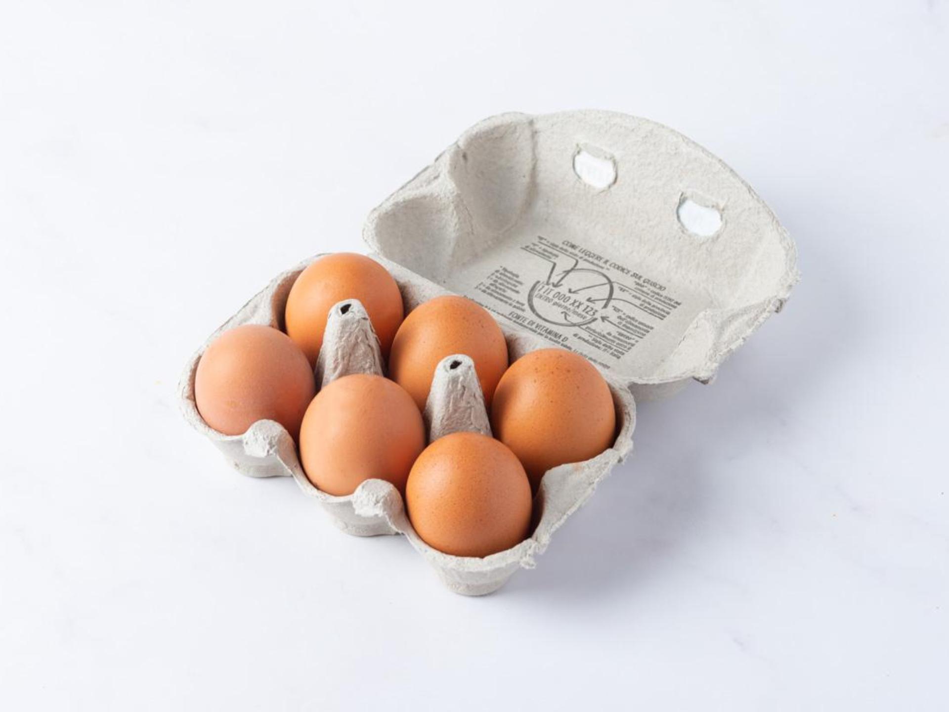 6 uova da allevamento all'aperto