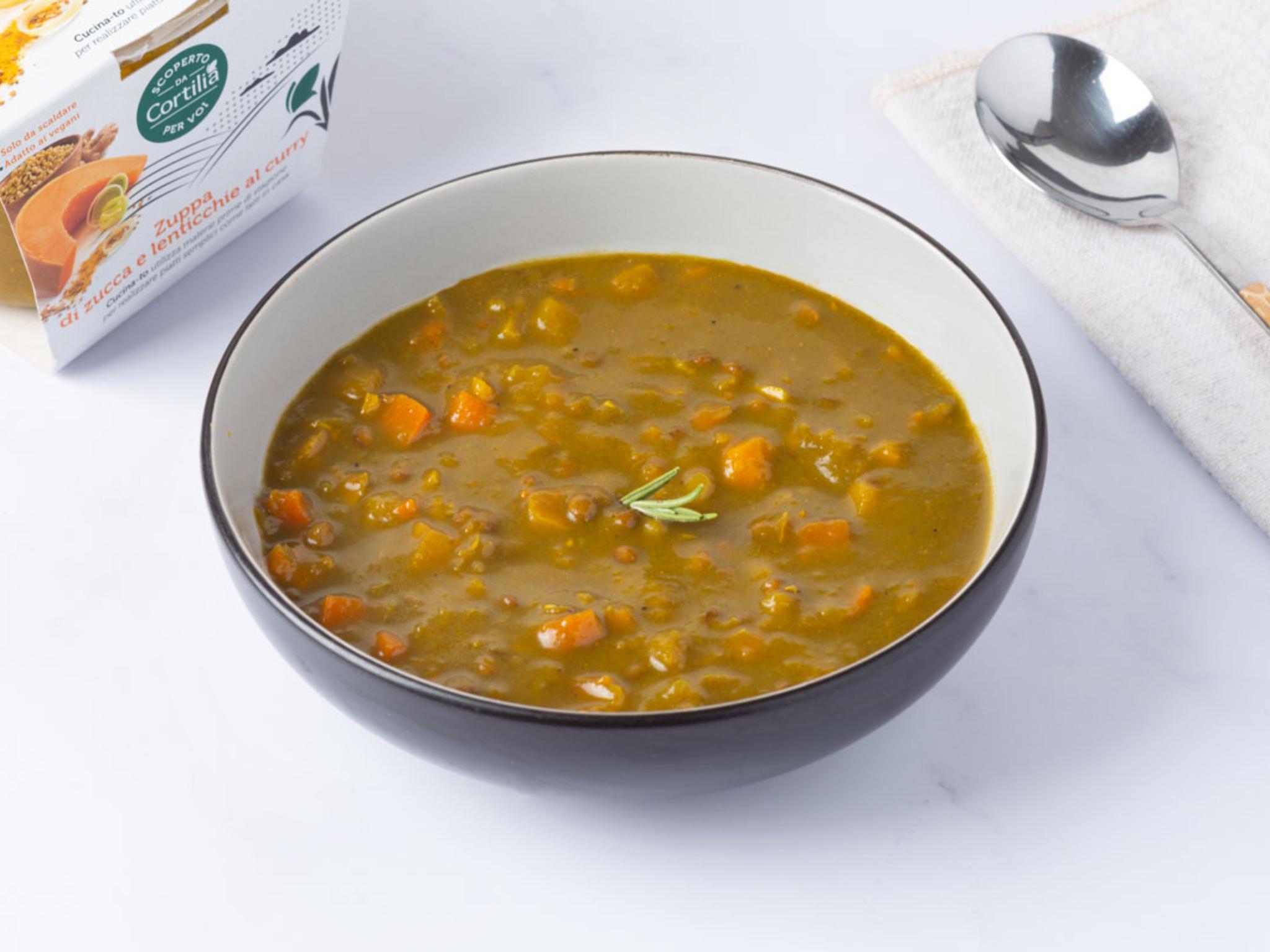 Zuppa di zucca e lenticchie al curry