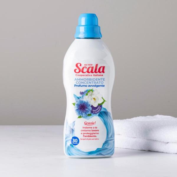 Ammorbidente fiordaliso e gardenia | 750 ml- 30 lavaggi