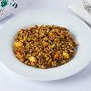 Insalata di riso rosso, quinoa, lenticchie e curry