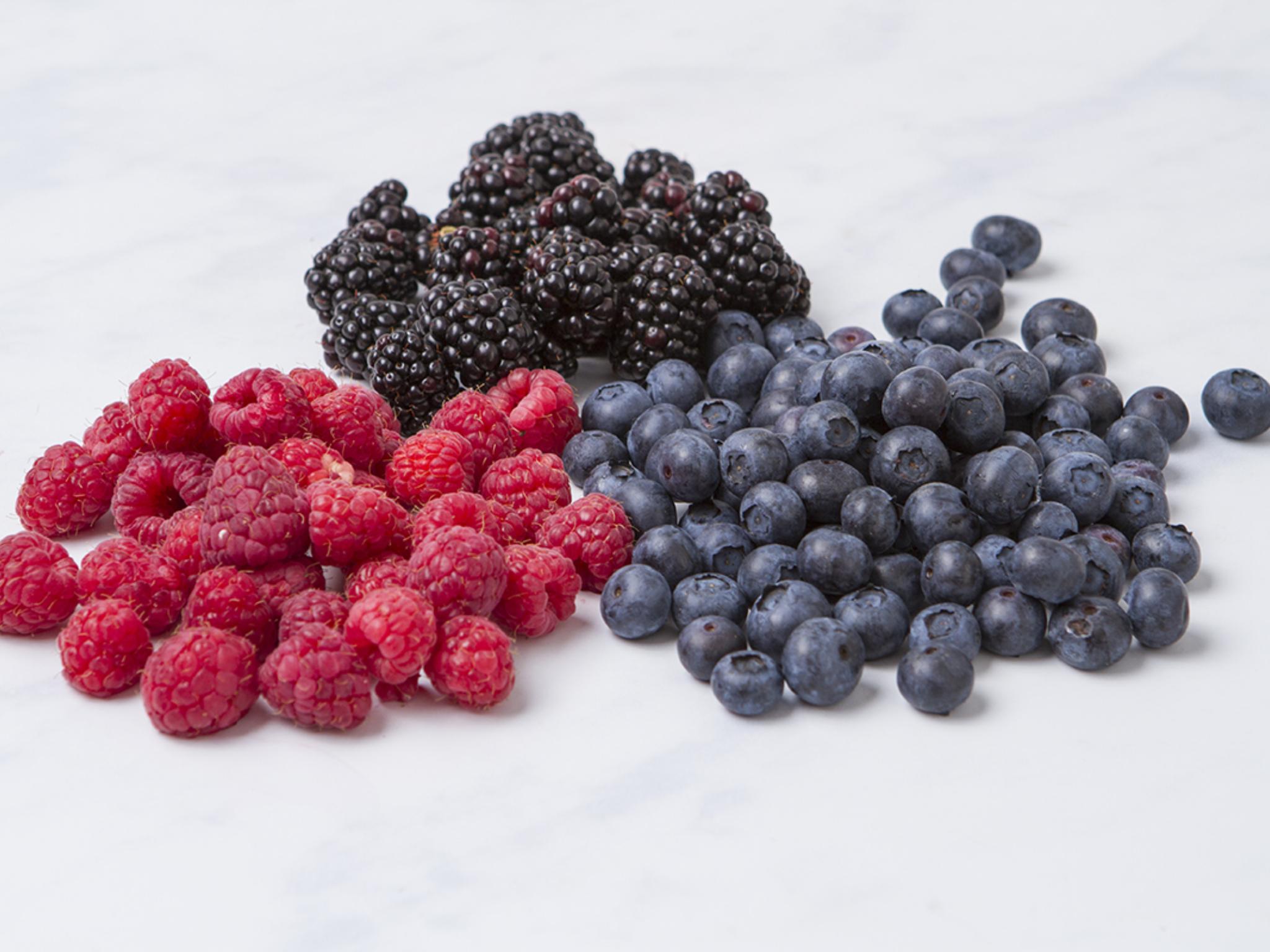 Tris di frutti di bosco
