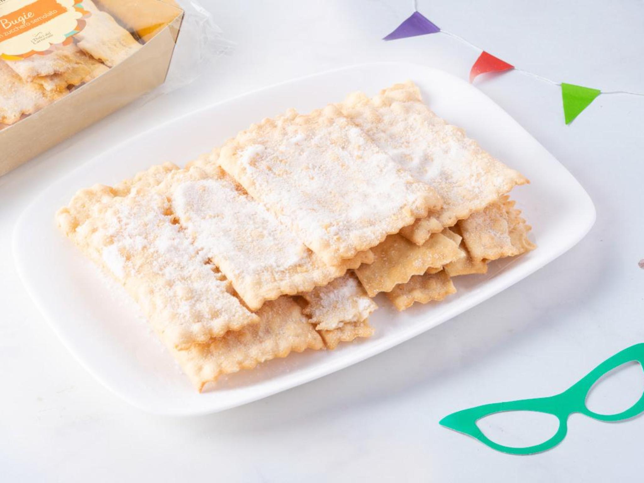 Bugie con zucchero semolato