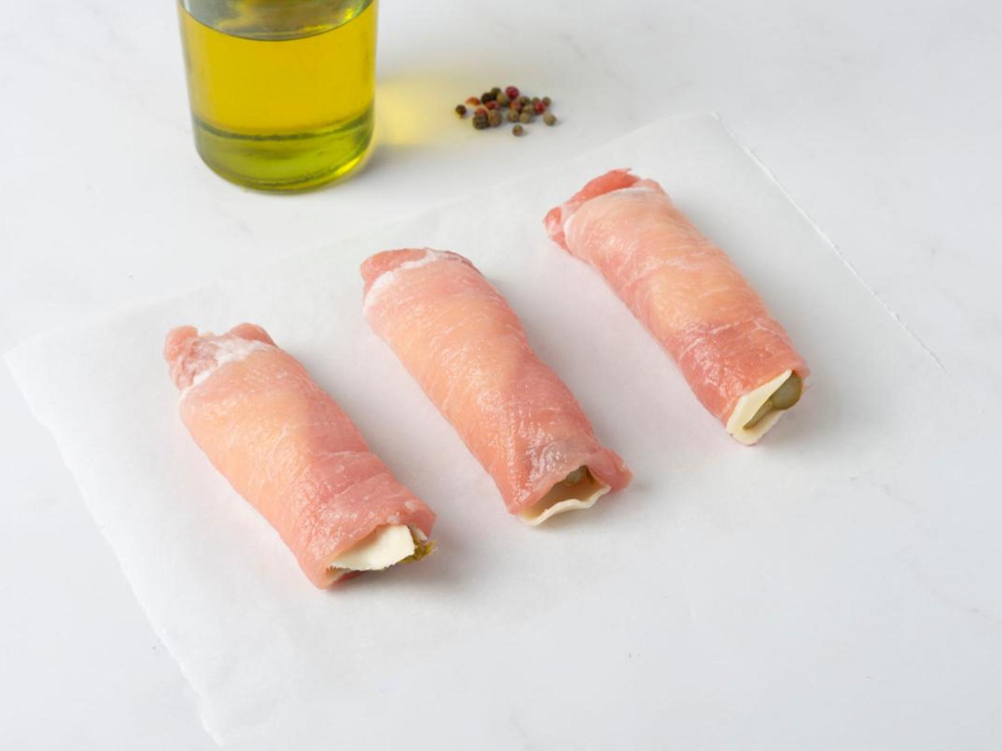 Involtini di suino agli asparagi con formaggio