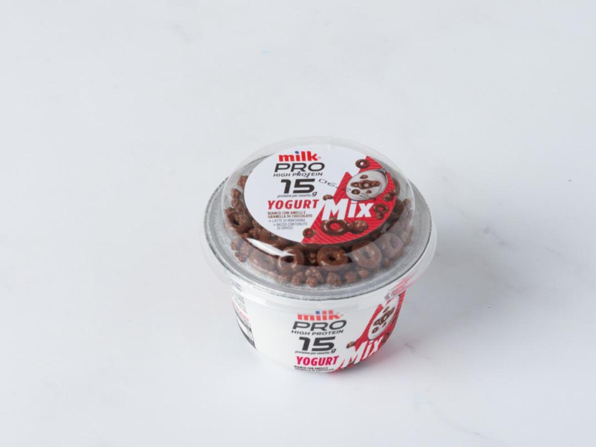 PRO High Protein yogurt mix con anelli e granella di cioccolato