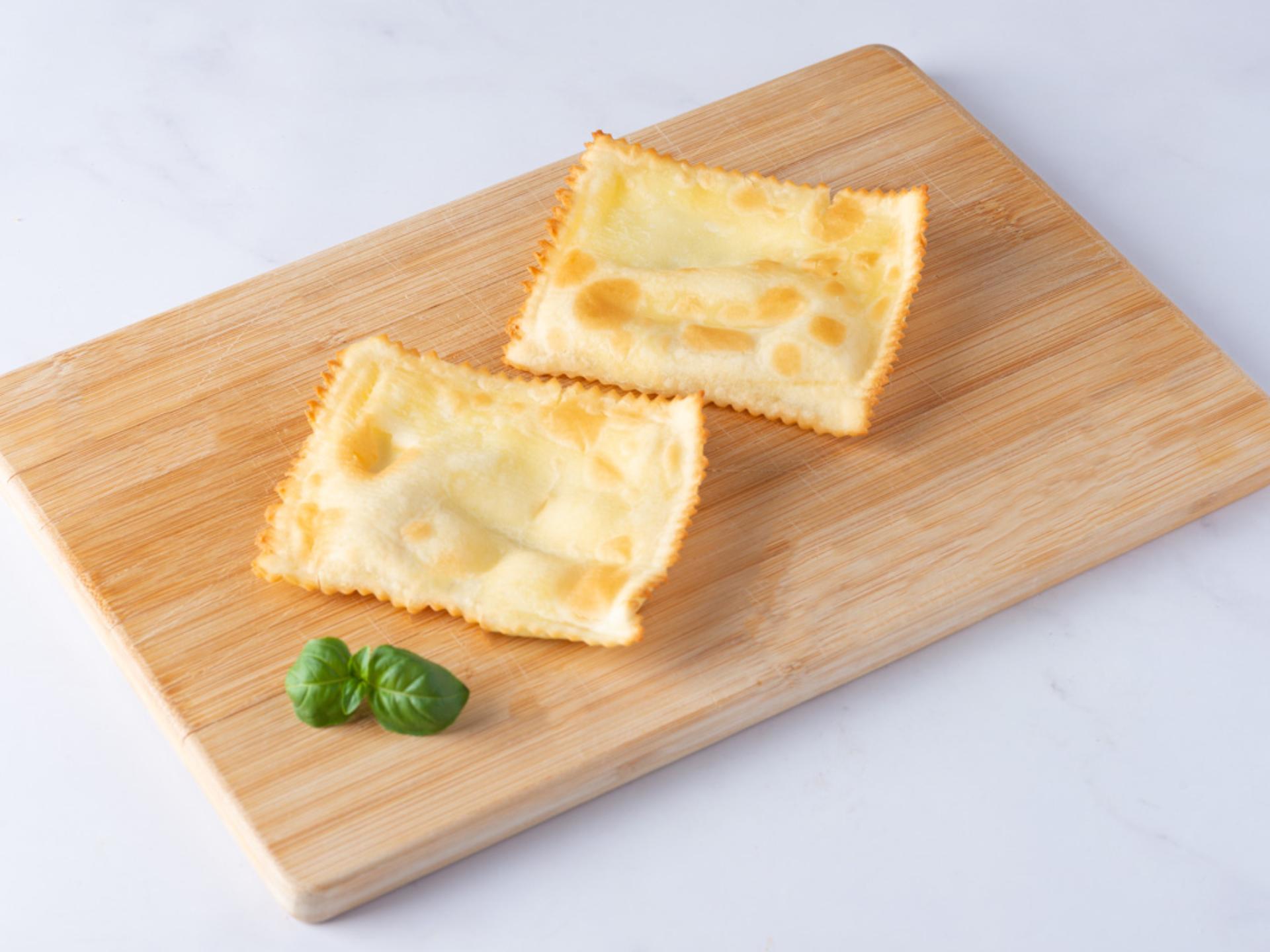 Focaccette con formaggio