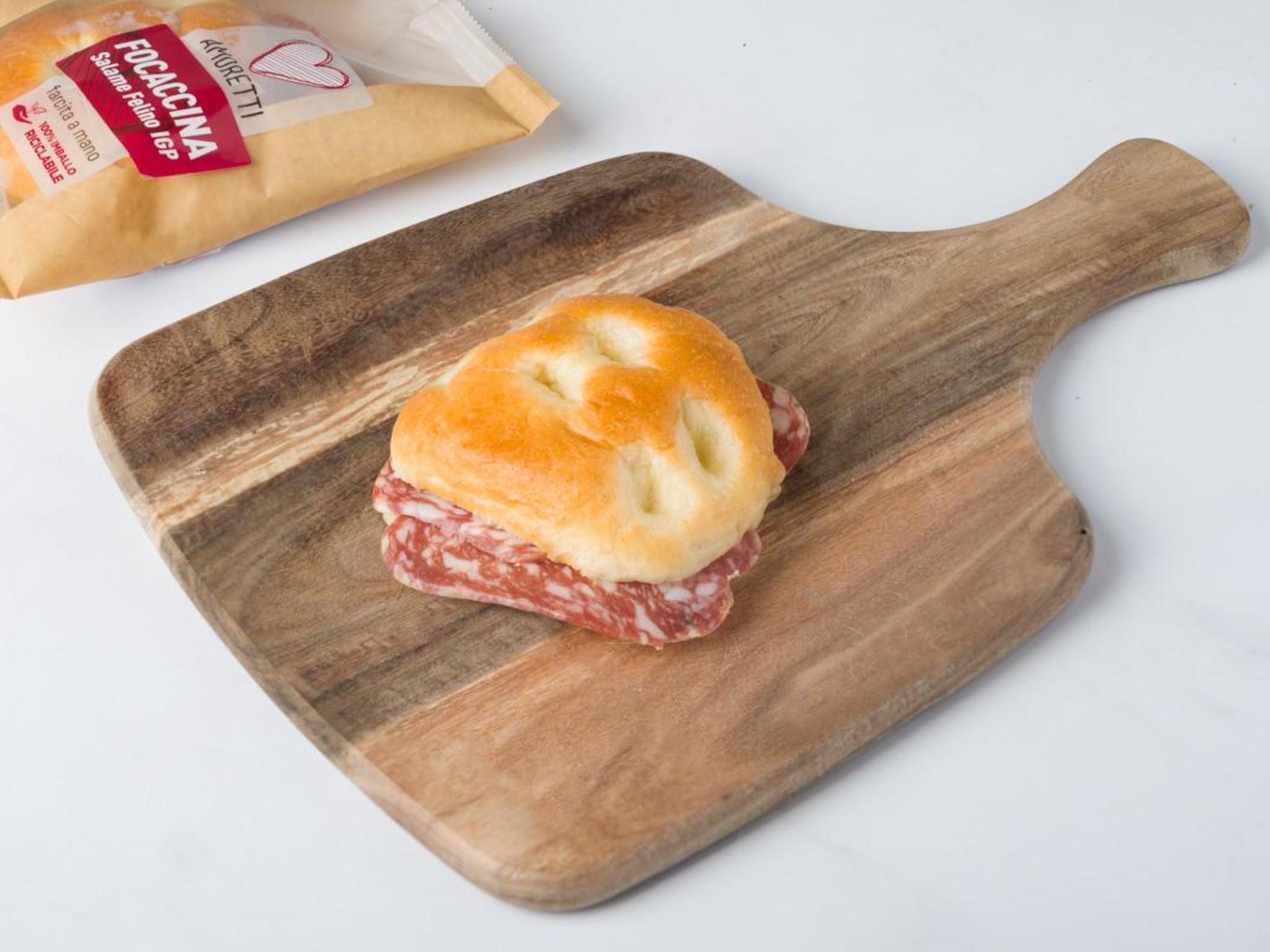 Focaccina con Salame Felino IGP