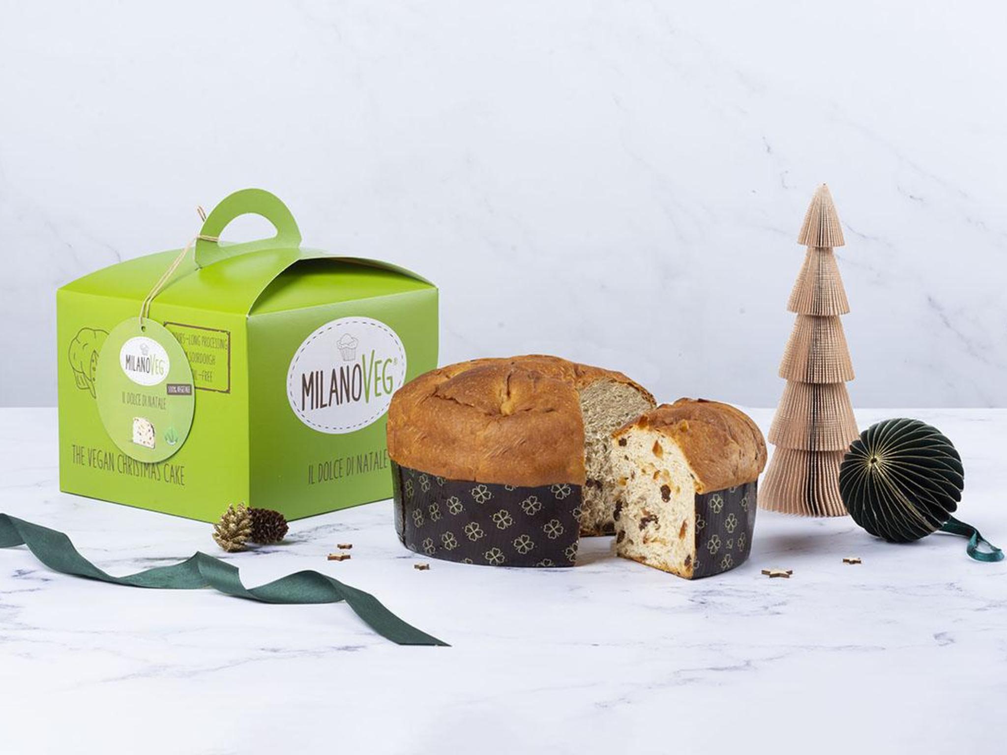 Dolce di Natale vegano uvetta e canditi d'arancia