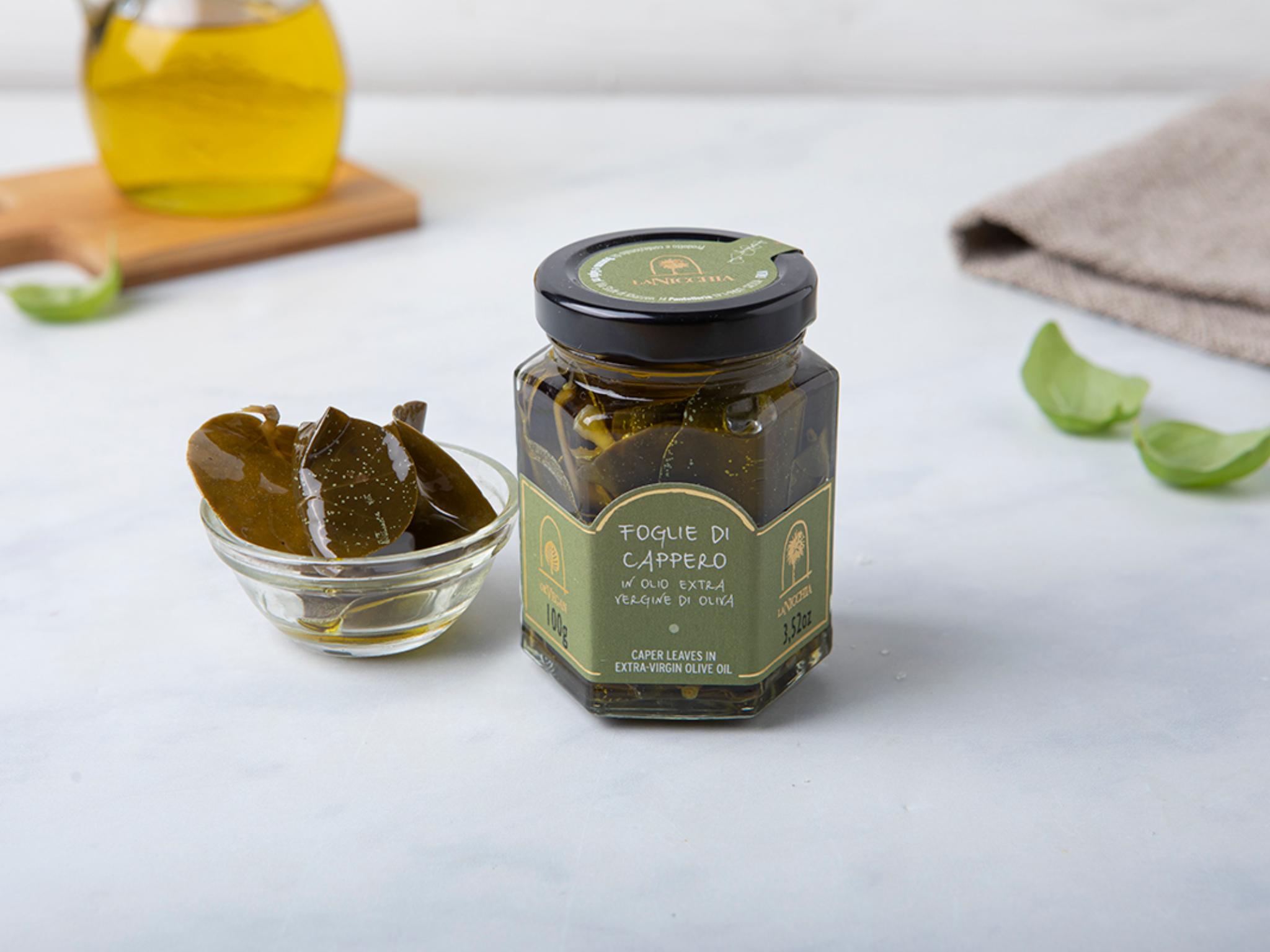 Foglie di cappero in olio extravergine