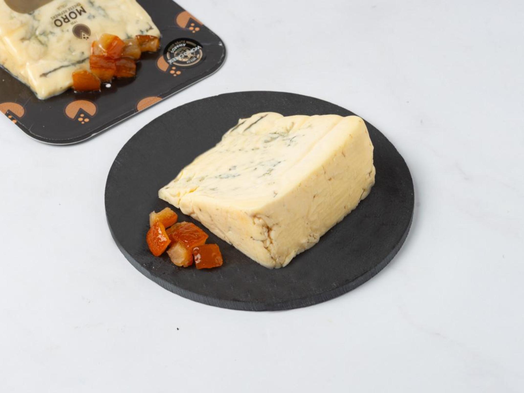Formaggio "Fior d'Arancio" con arancia candita