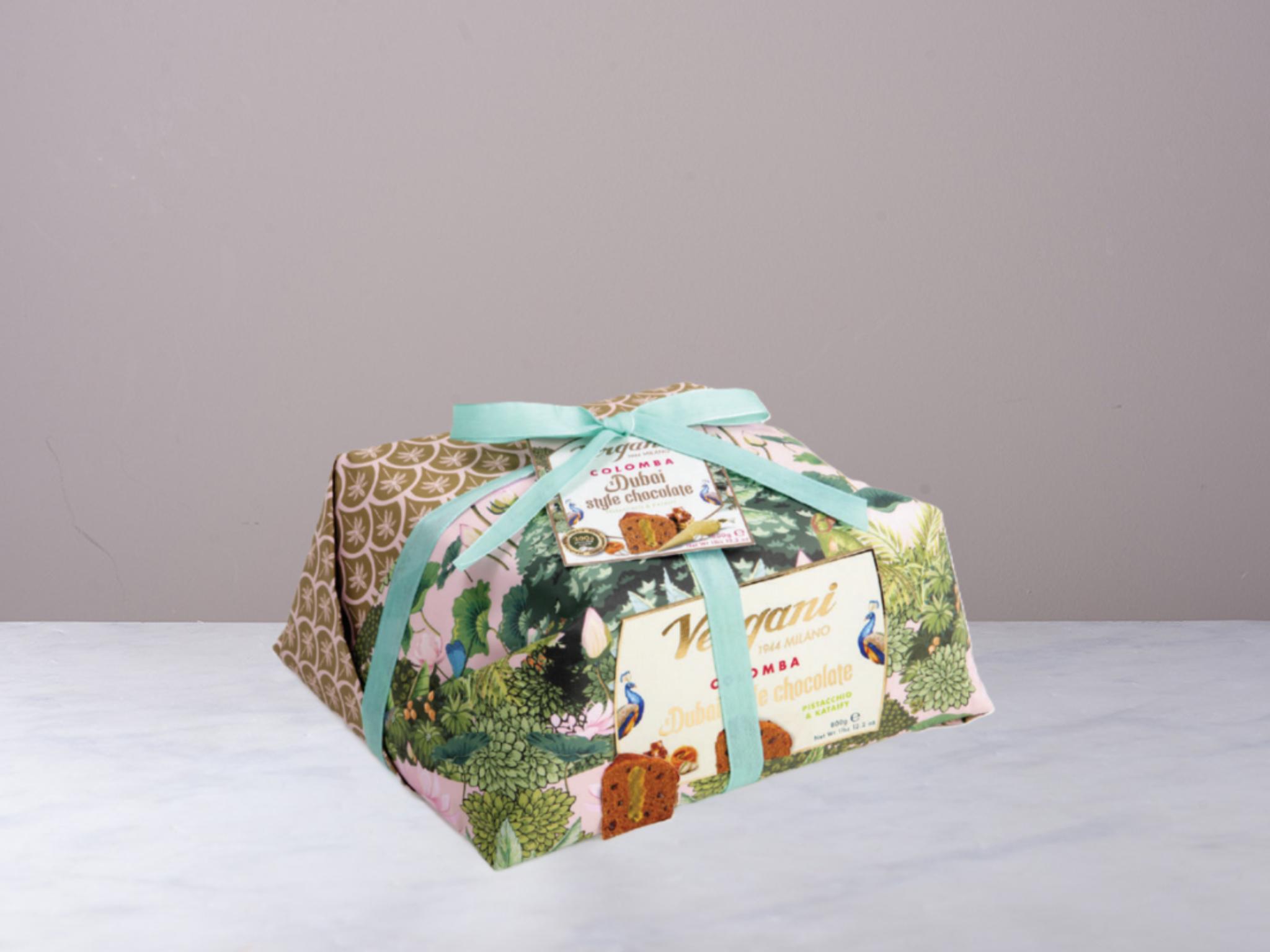 Colomba Dubai style con sac a poche