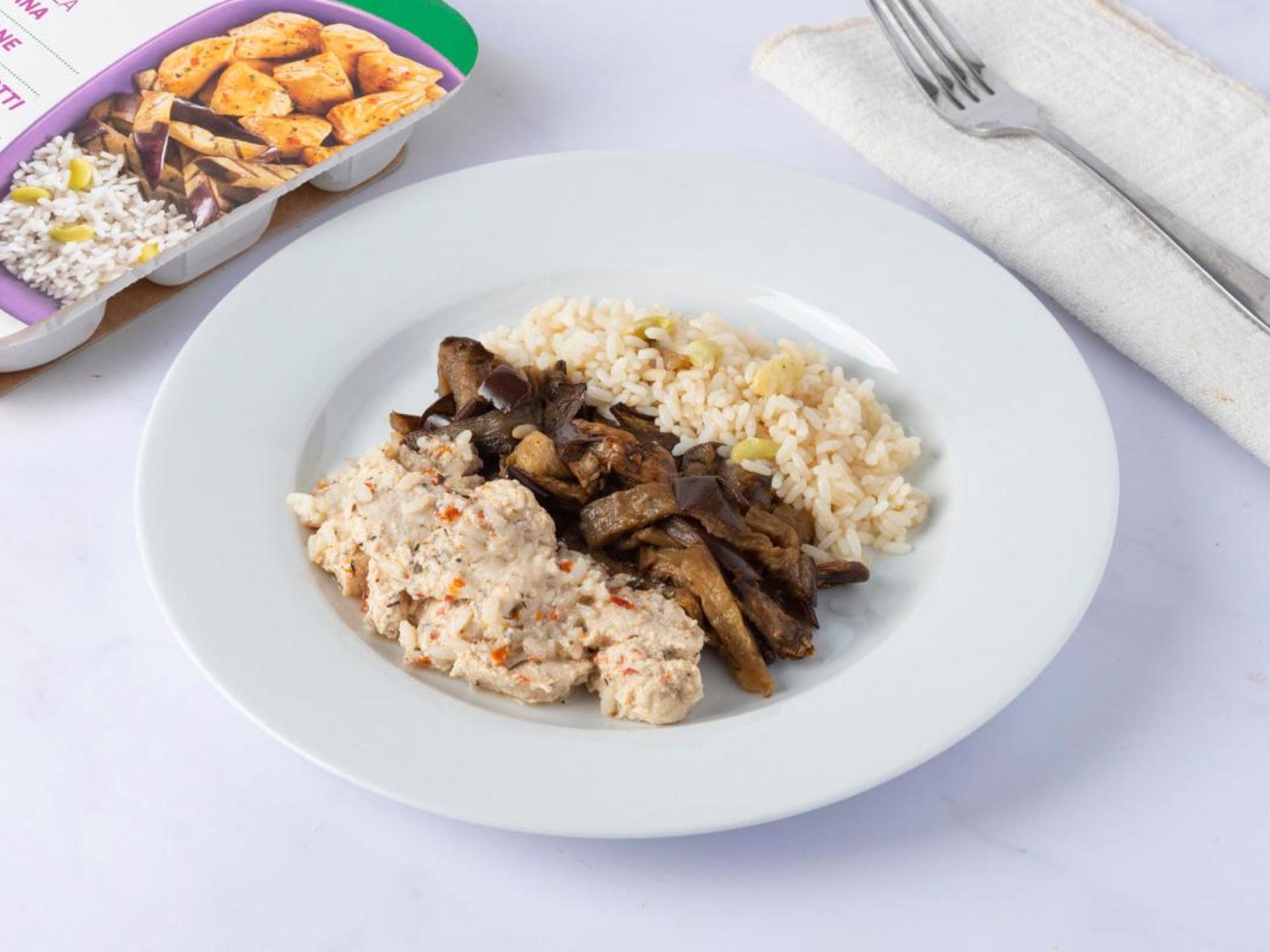 Pollo all'ortolana con riso e melanzane