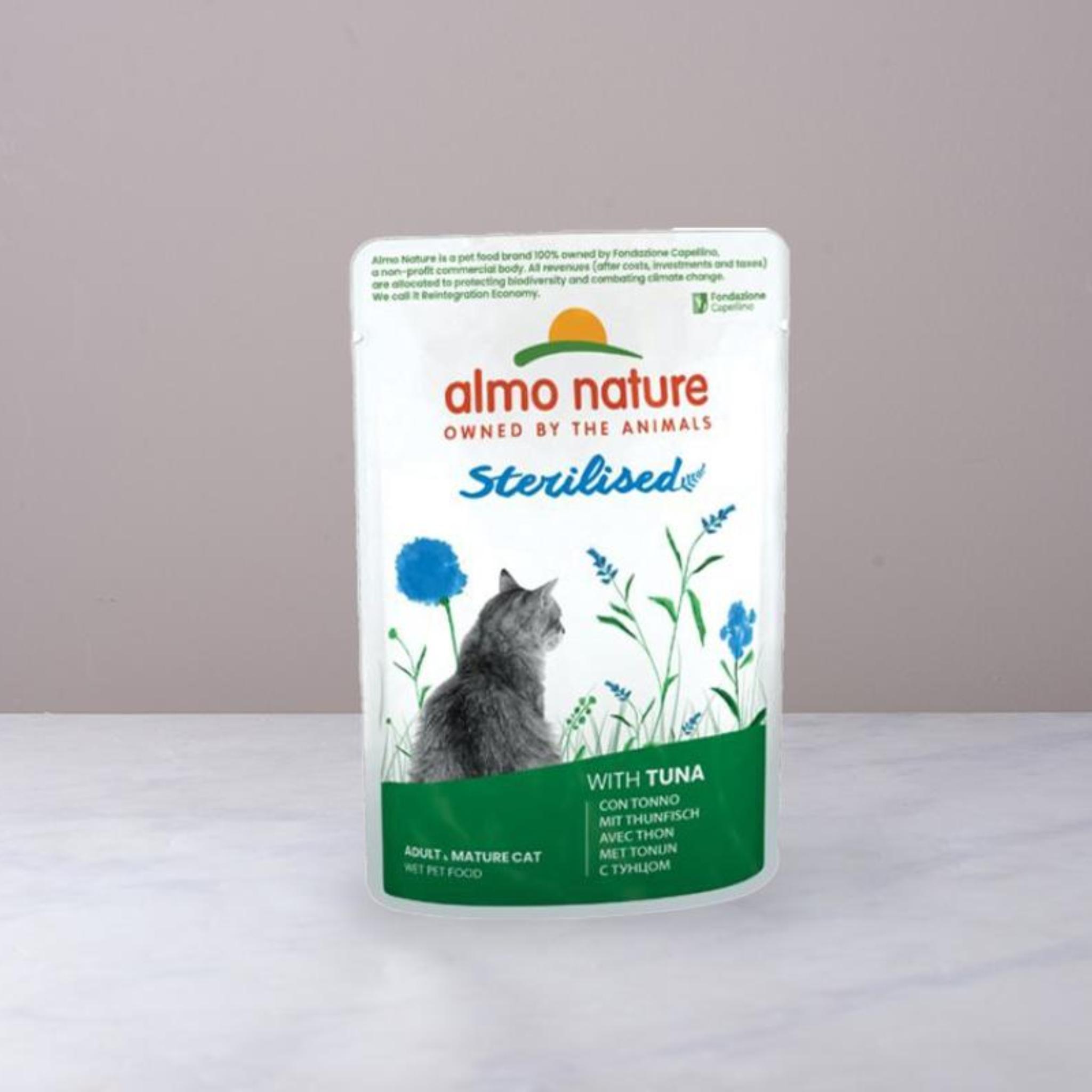 LEV STERILCAT Tonno E Carote – 12 Bustine Da 60 G Per Gatti Sterilizzati, Alimento Complementare Umido