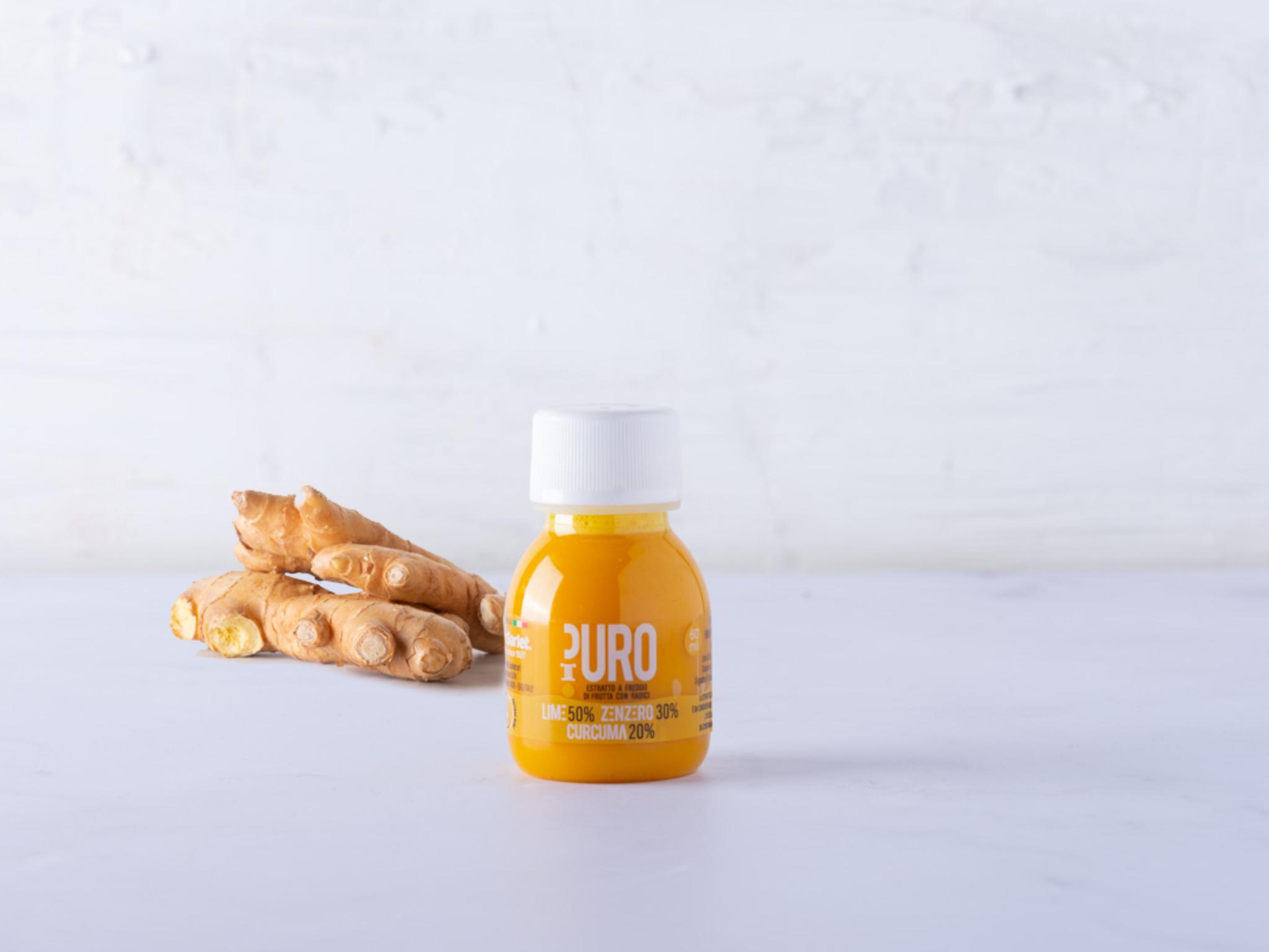 Estratto di lime zenzero curcuma