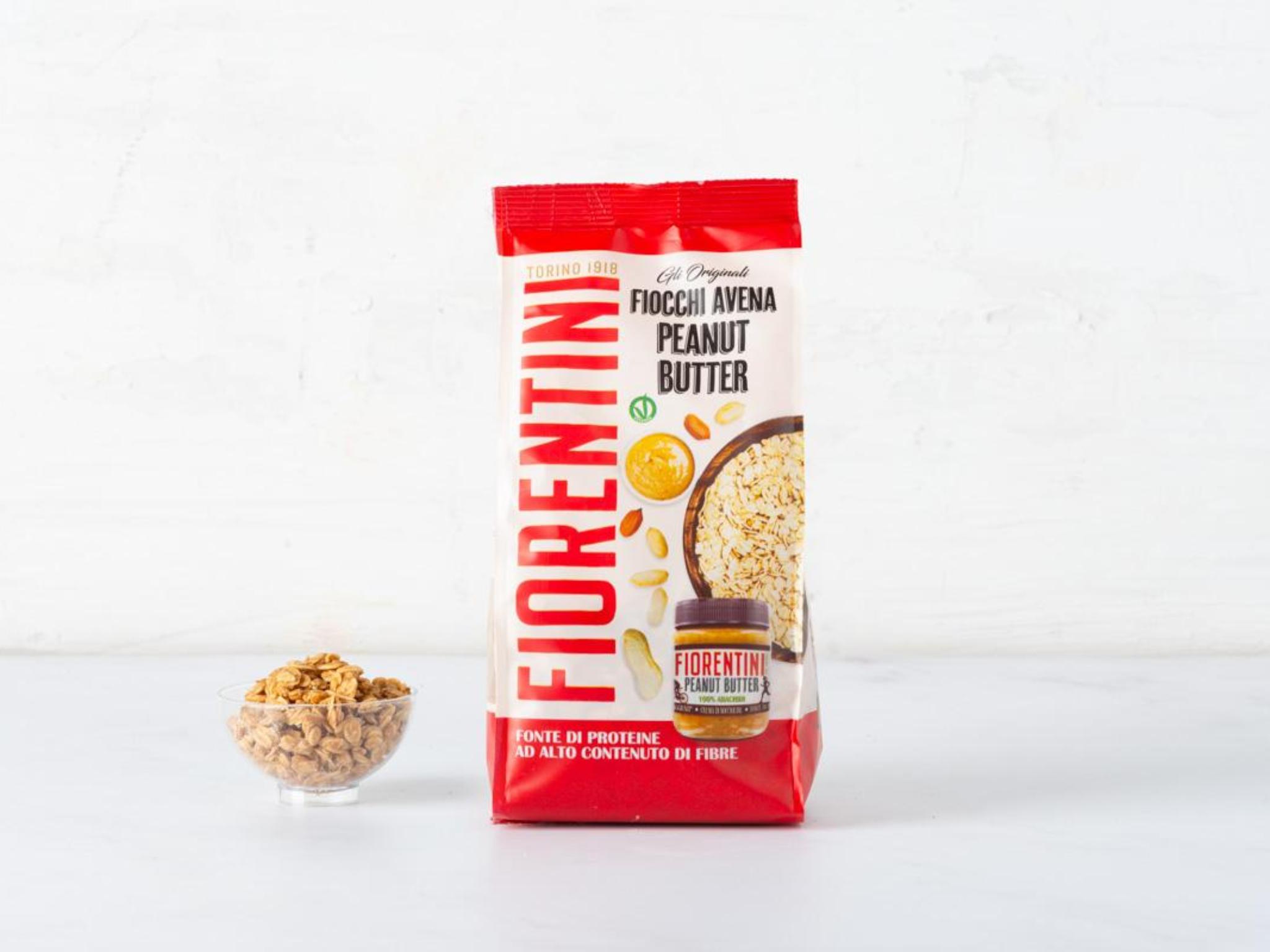 Fiocchi di avena con crema di arachidi