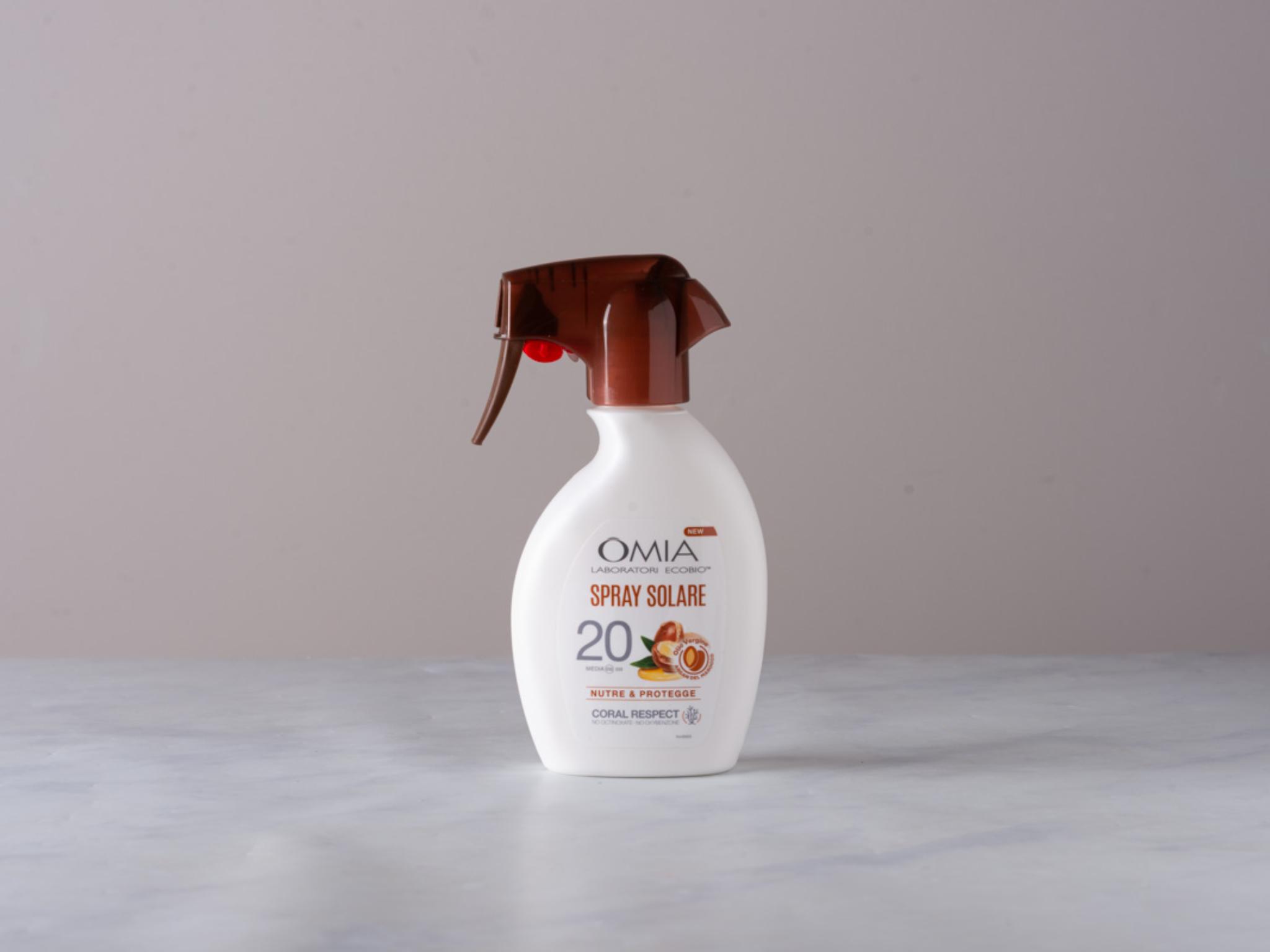 Solare spray SPF 20