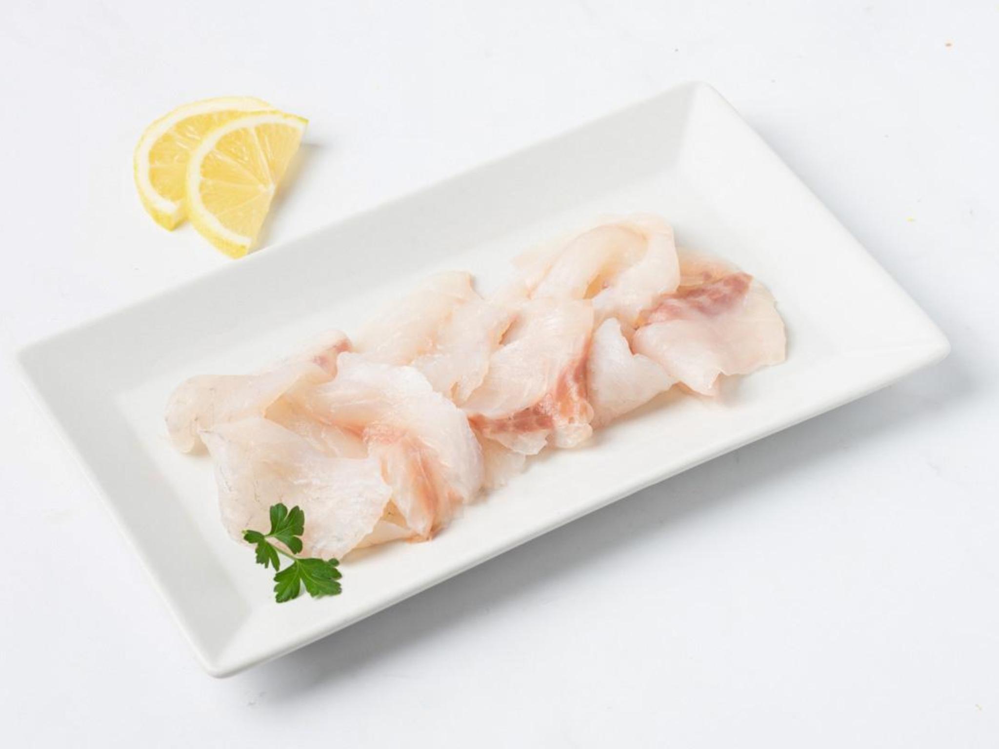 Carpaccio affumicato di branzino allevato in mare aperto nel Salento