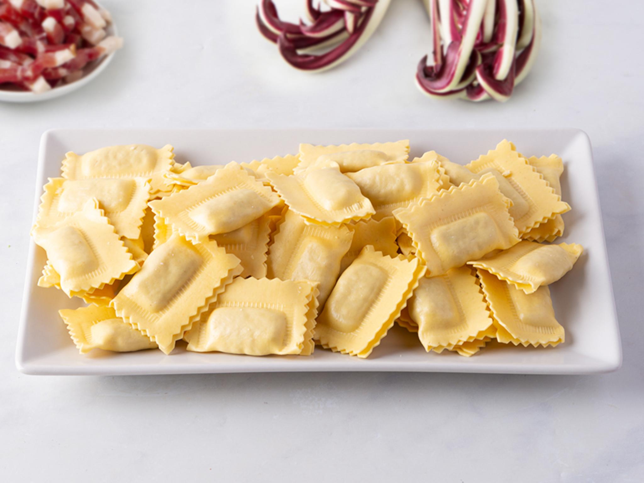 Ravioli con speck e trevisana
