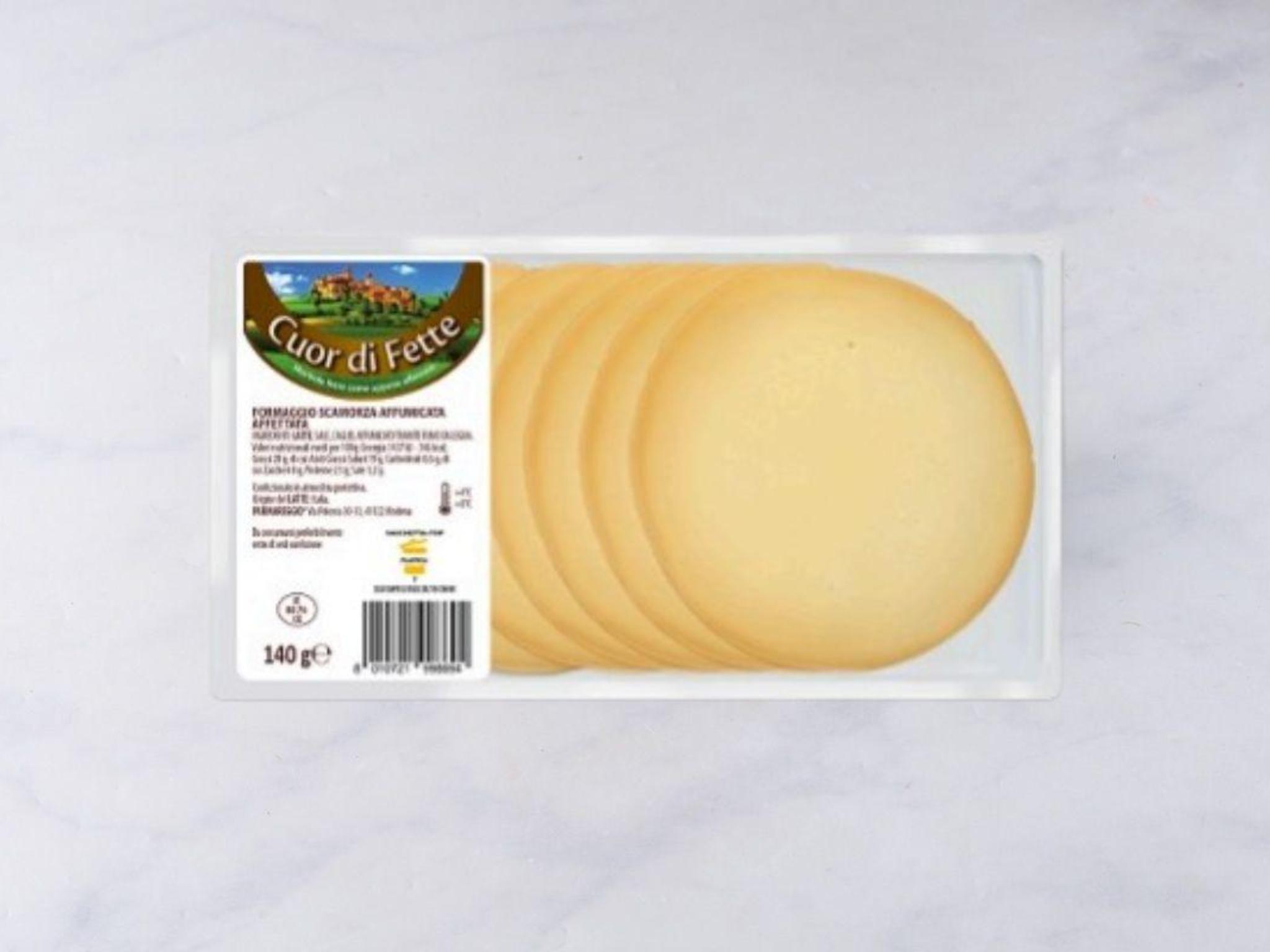 Scamorza affumicata a fette