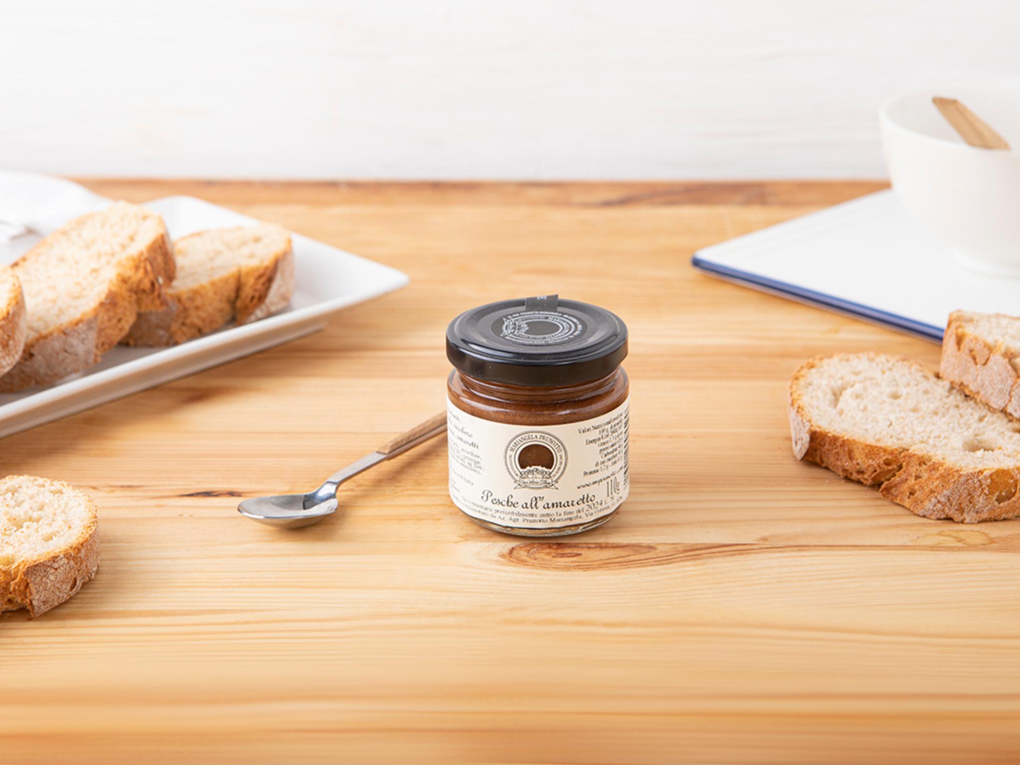 Crema di pesche e amaretti