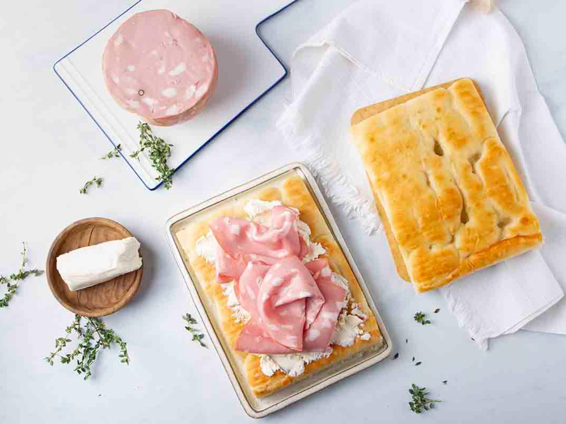 Kit focaccia, mortadella e robiola