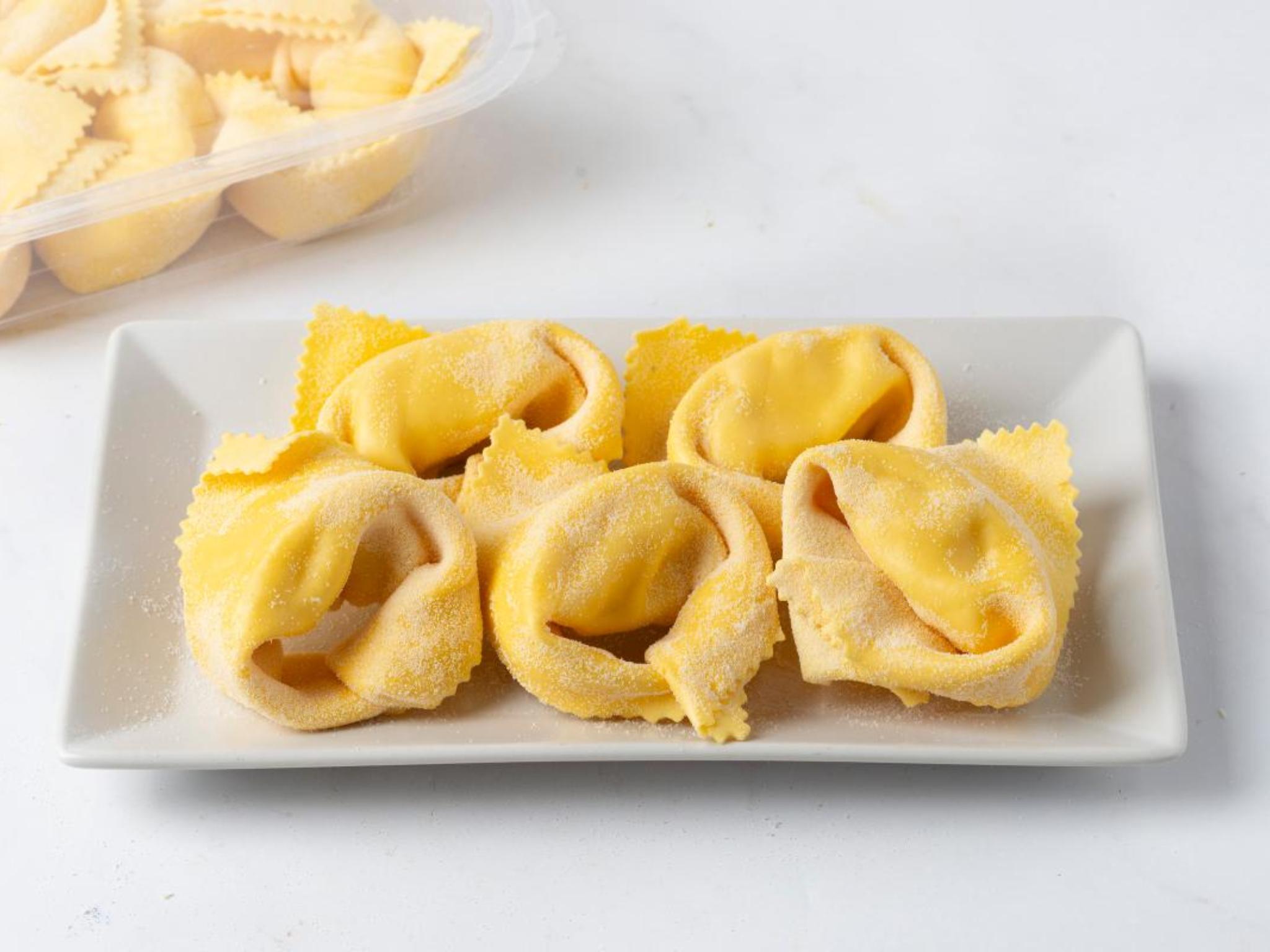 Tortelloni con ricotta e limone