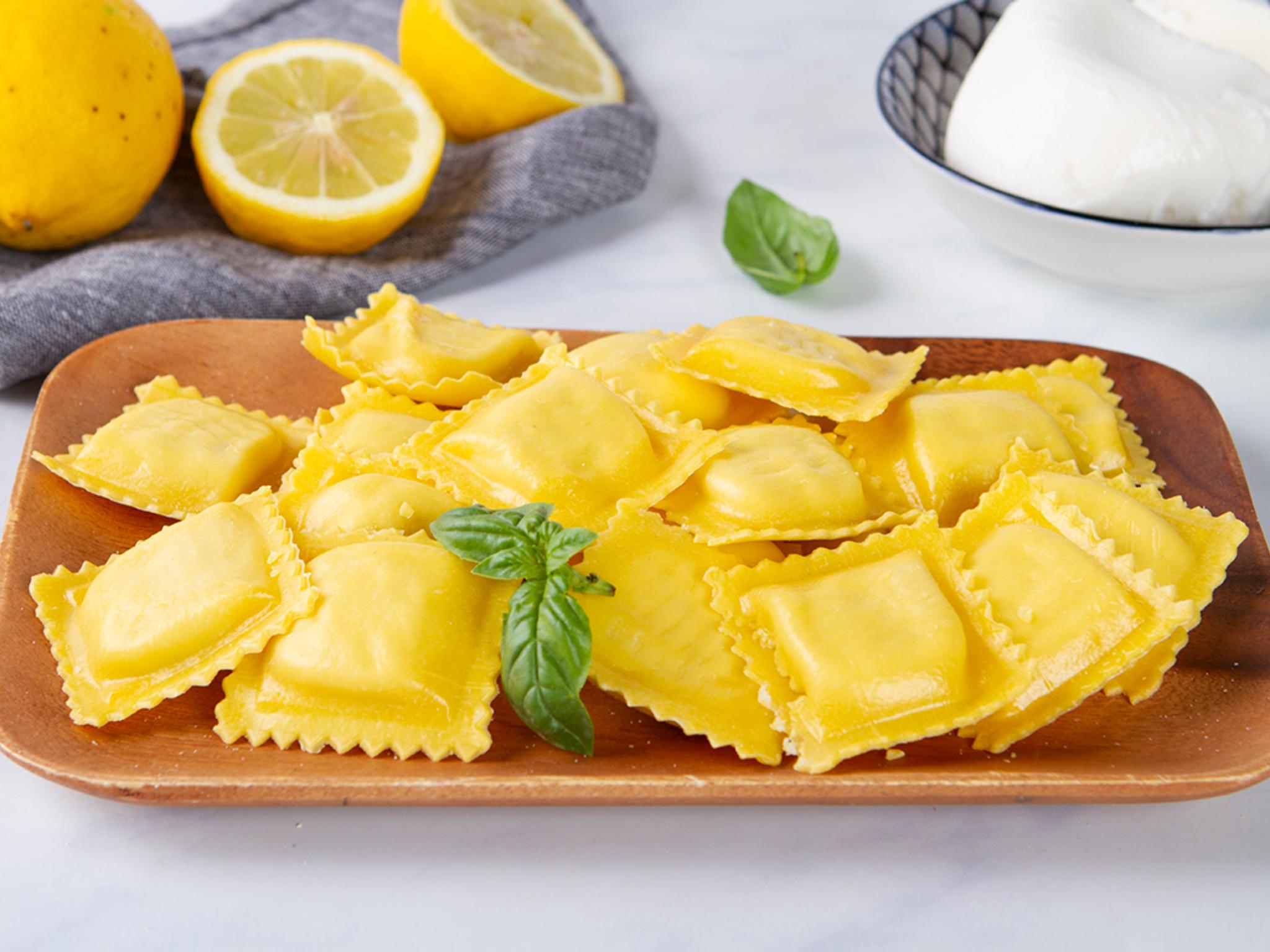Ravioli di bufala e limone