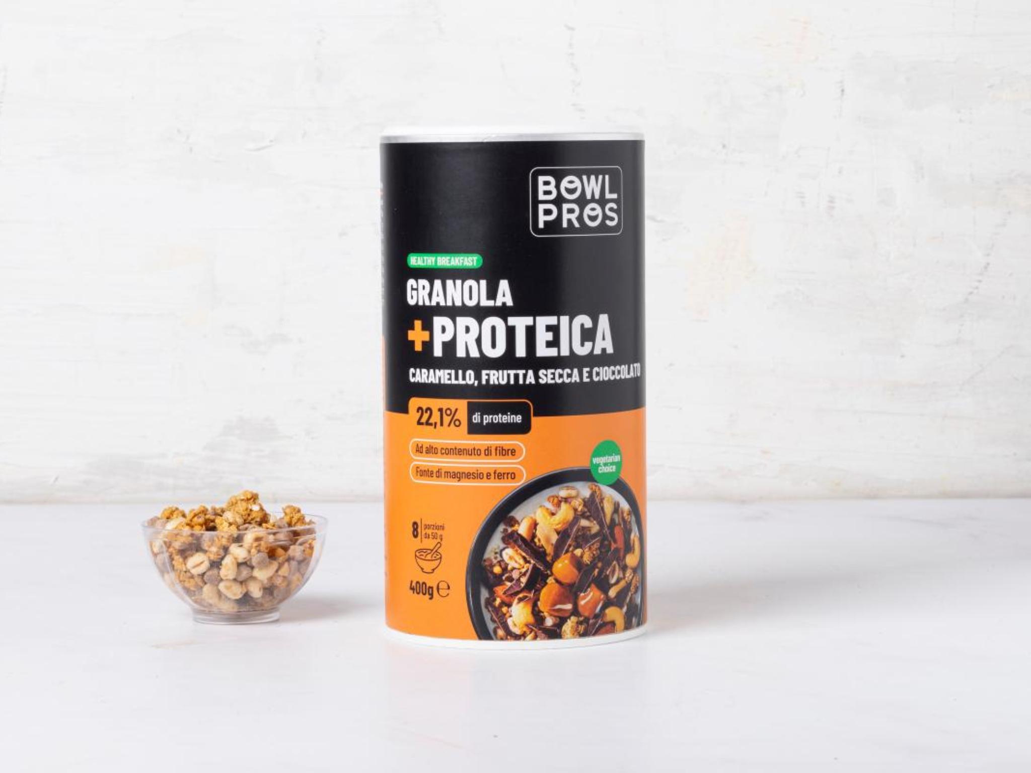 Granola proteica caramello, frutta secca e cioccolato
