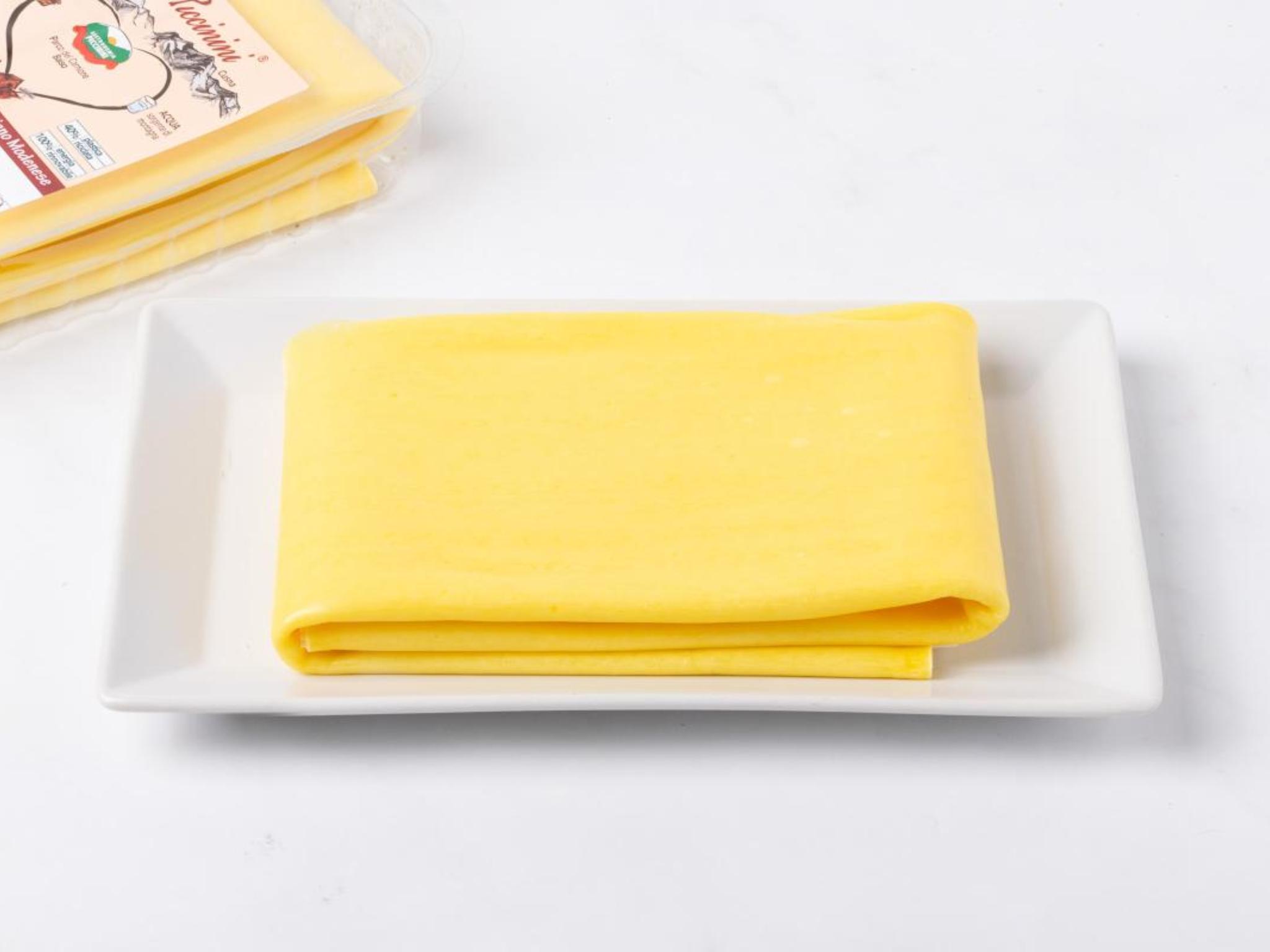 Sfoglia gialla ruvida per lasagne