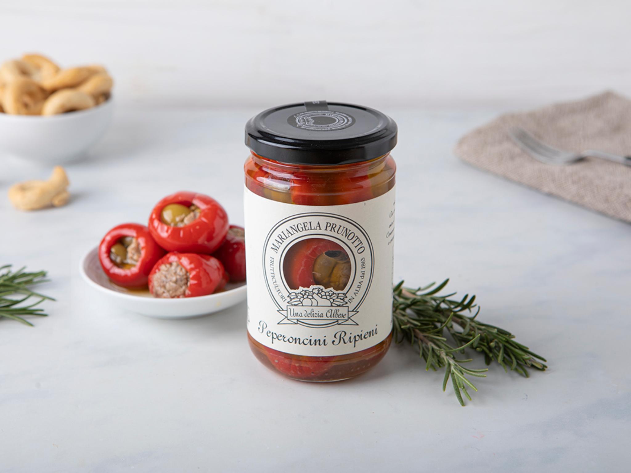 Peperoncini piccanti ripieni