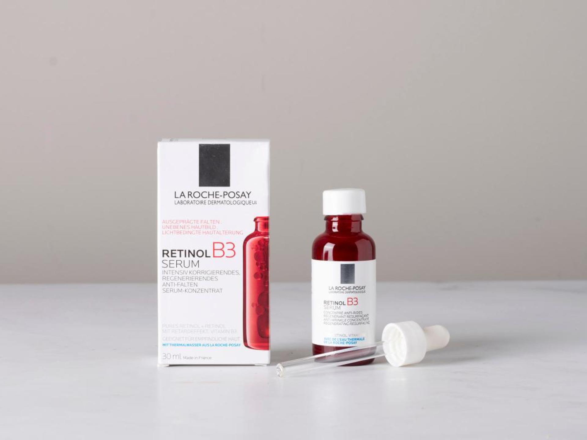 Siero antirughe con retinolo e vitamina B3