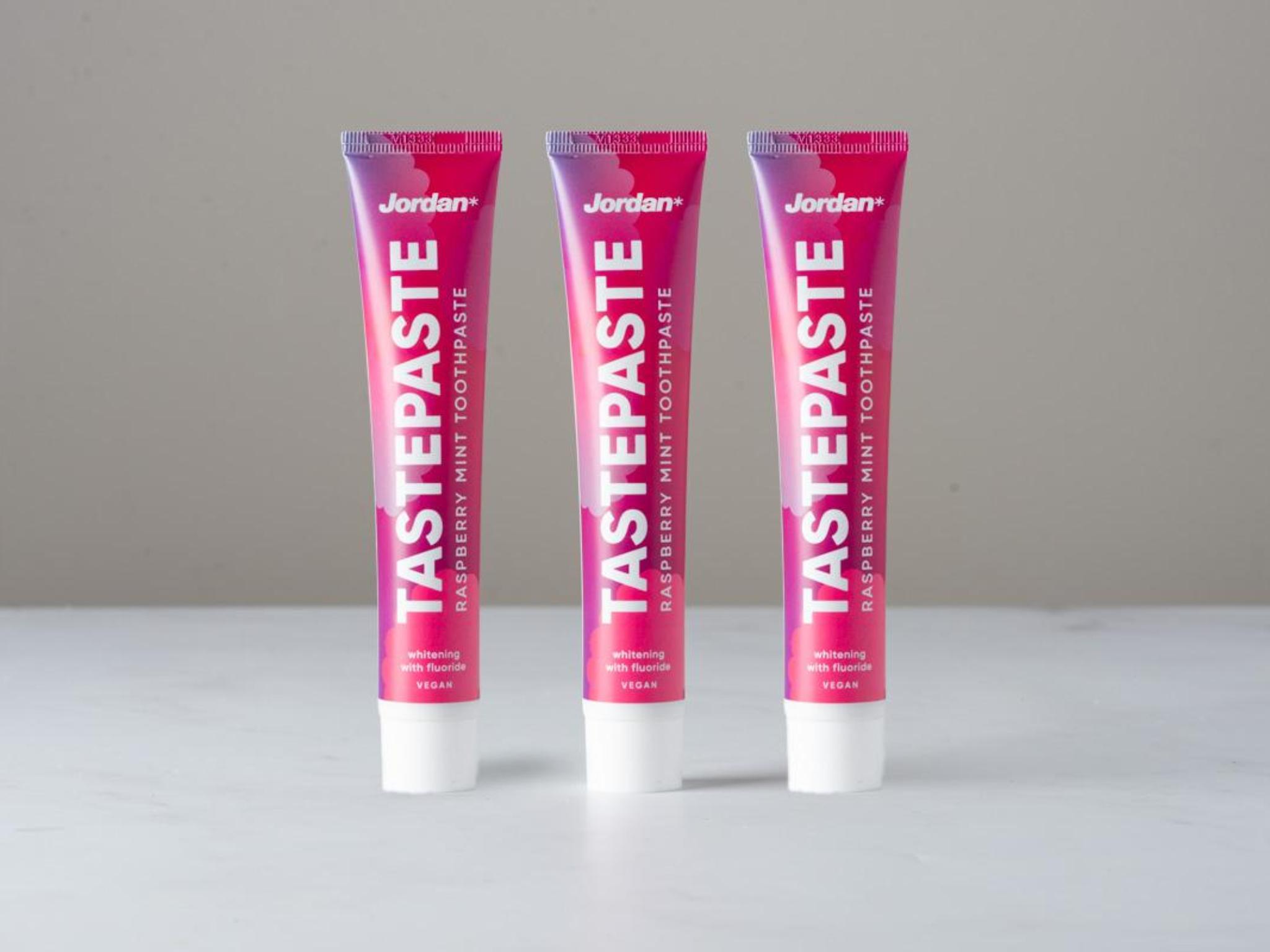 3 dentifrici sbiancanti lampone e menta