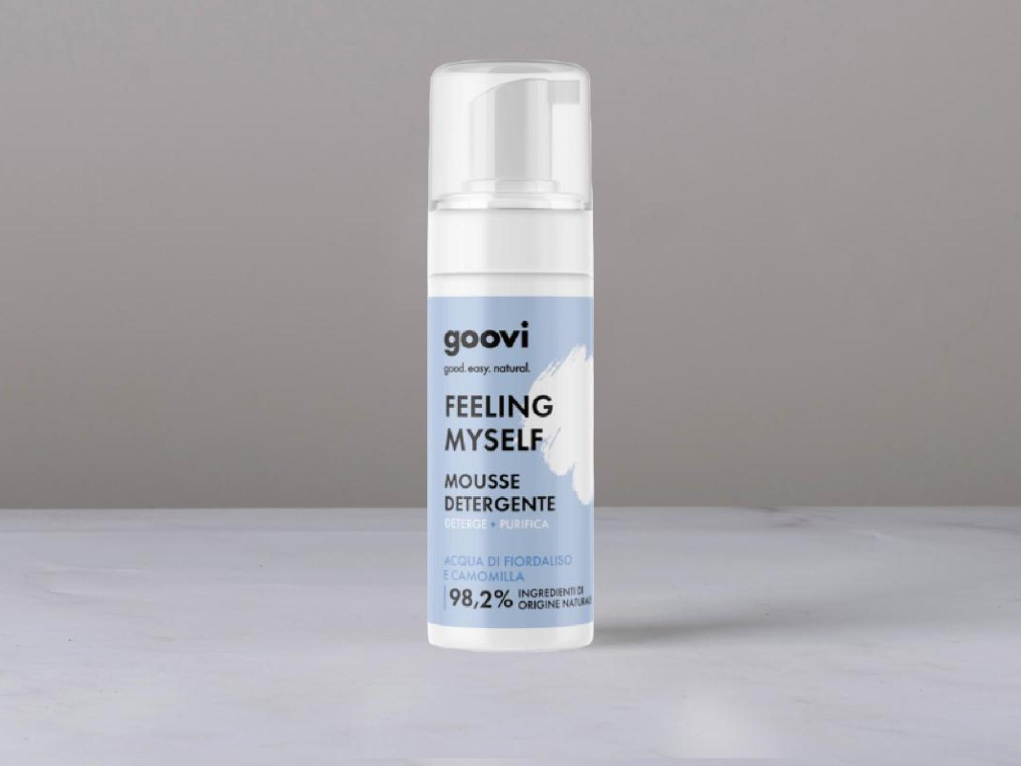 Mousse detergente per pelli sensibili