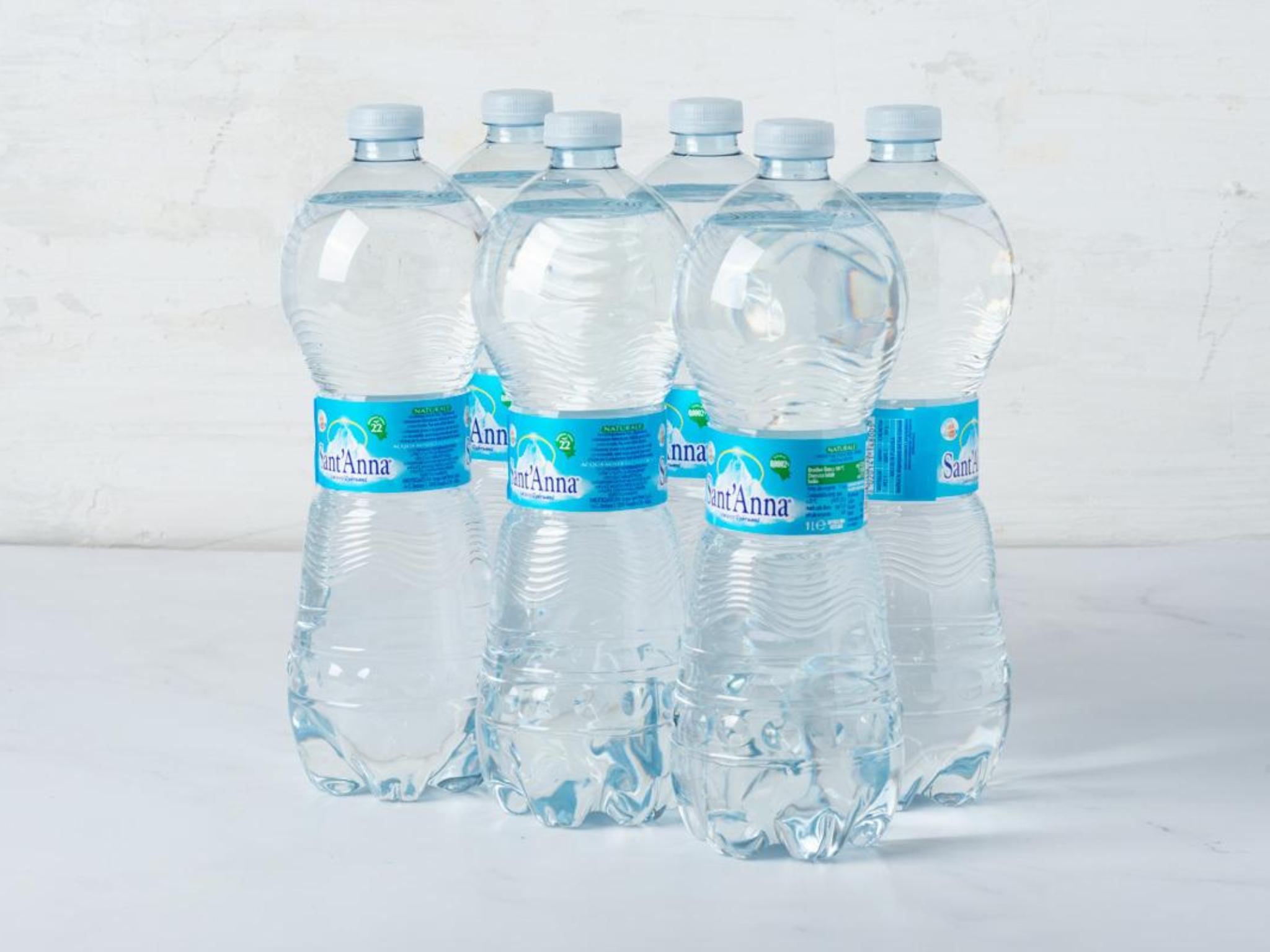 6 Acqua minerale naturale 1,0 lt