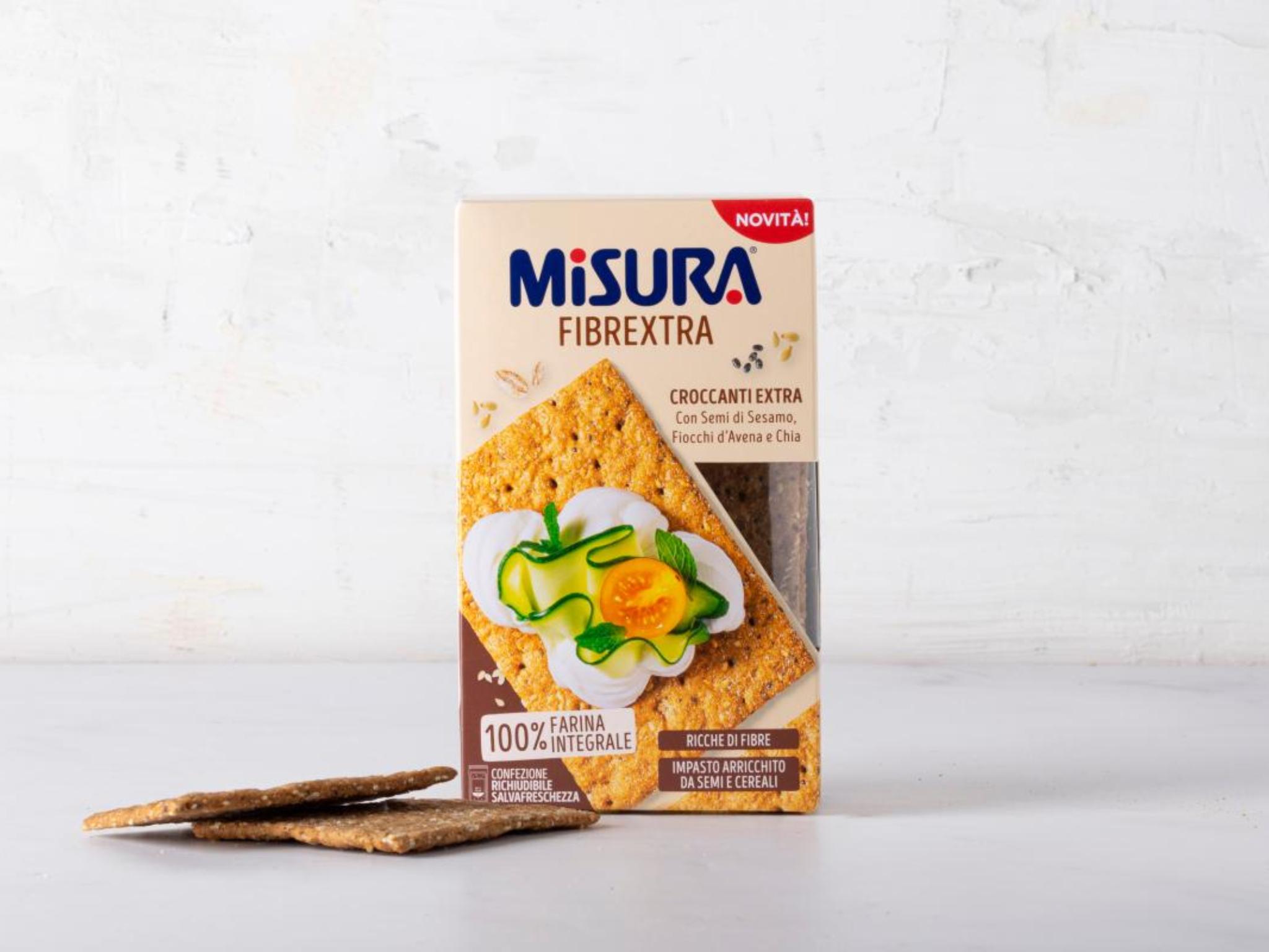Crackers croccanti con semi di sesamo, fiocchi d'avena e chia