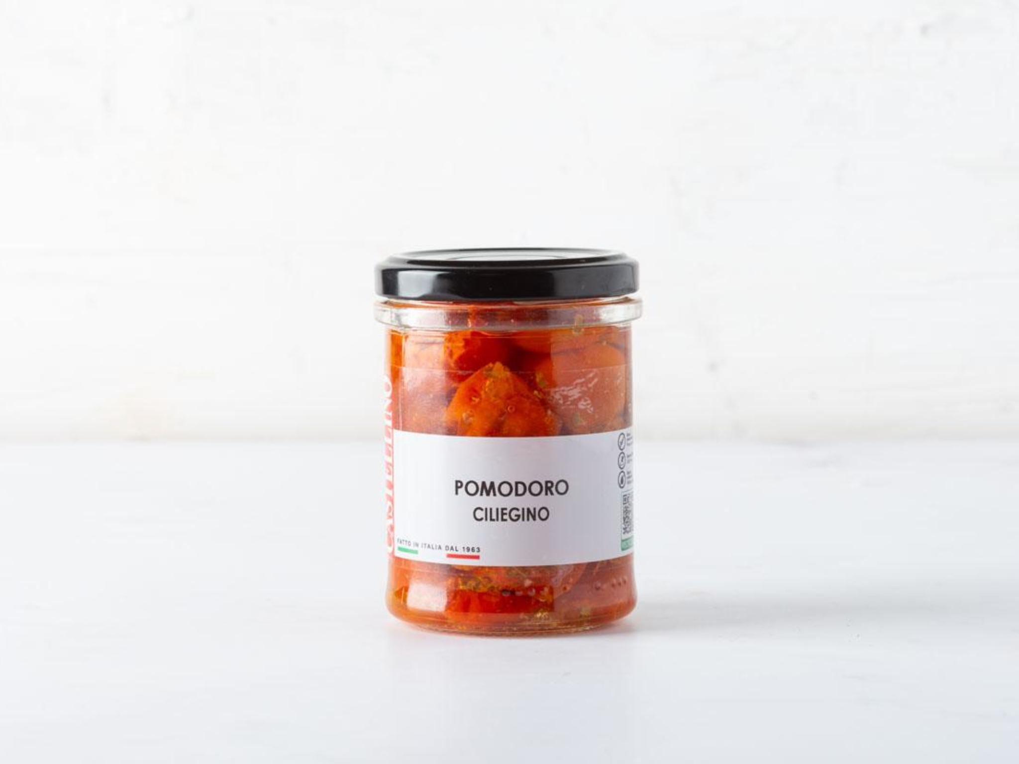 Pomodoro ciliegino semisecco