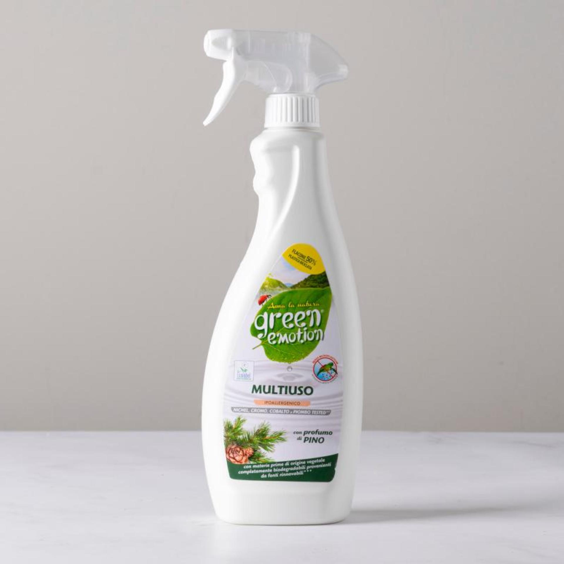 Spray multiuso al pino