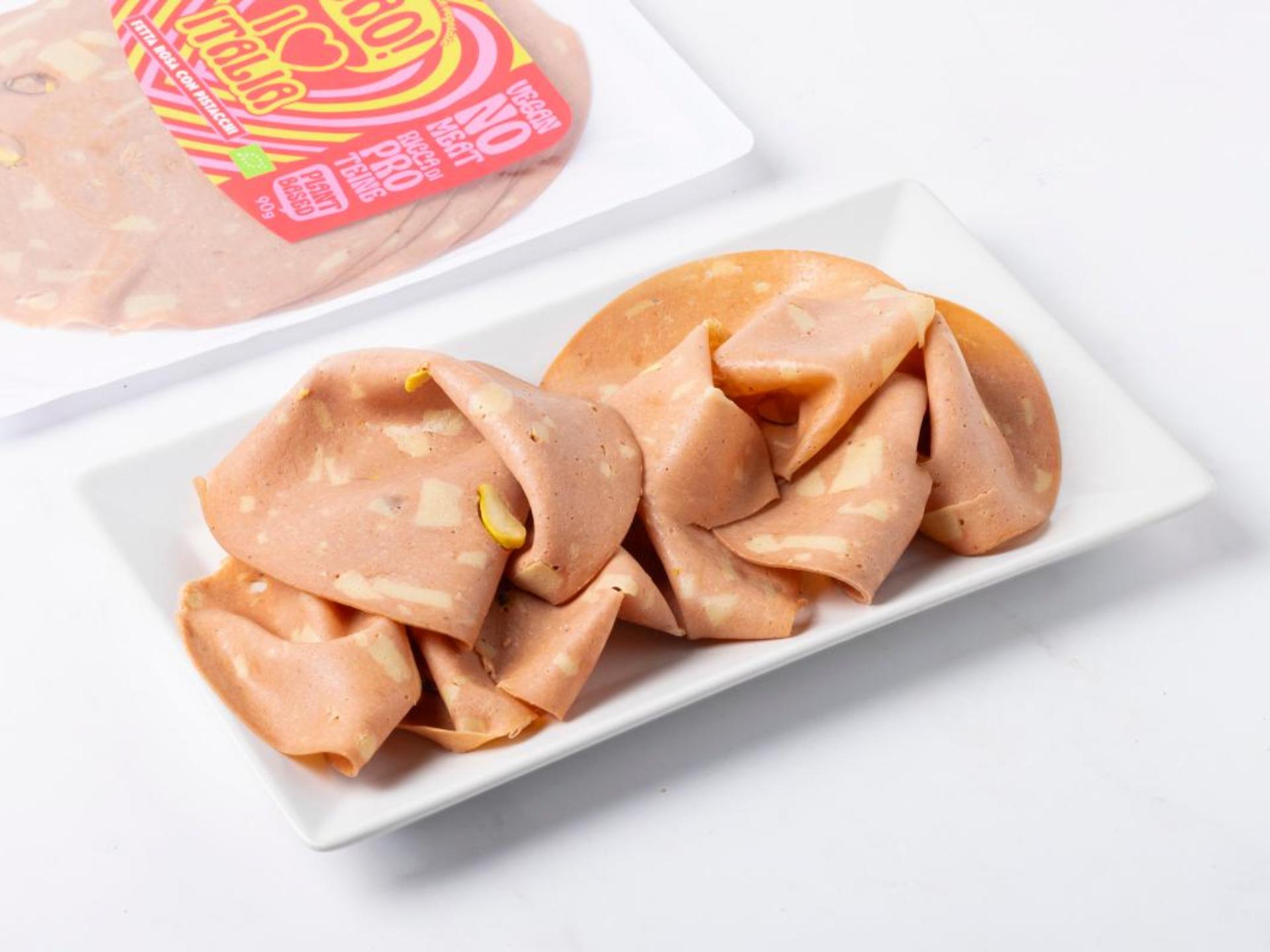 Fetta rosa con pistacchi