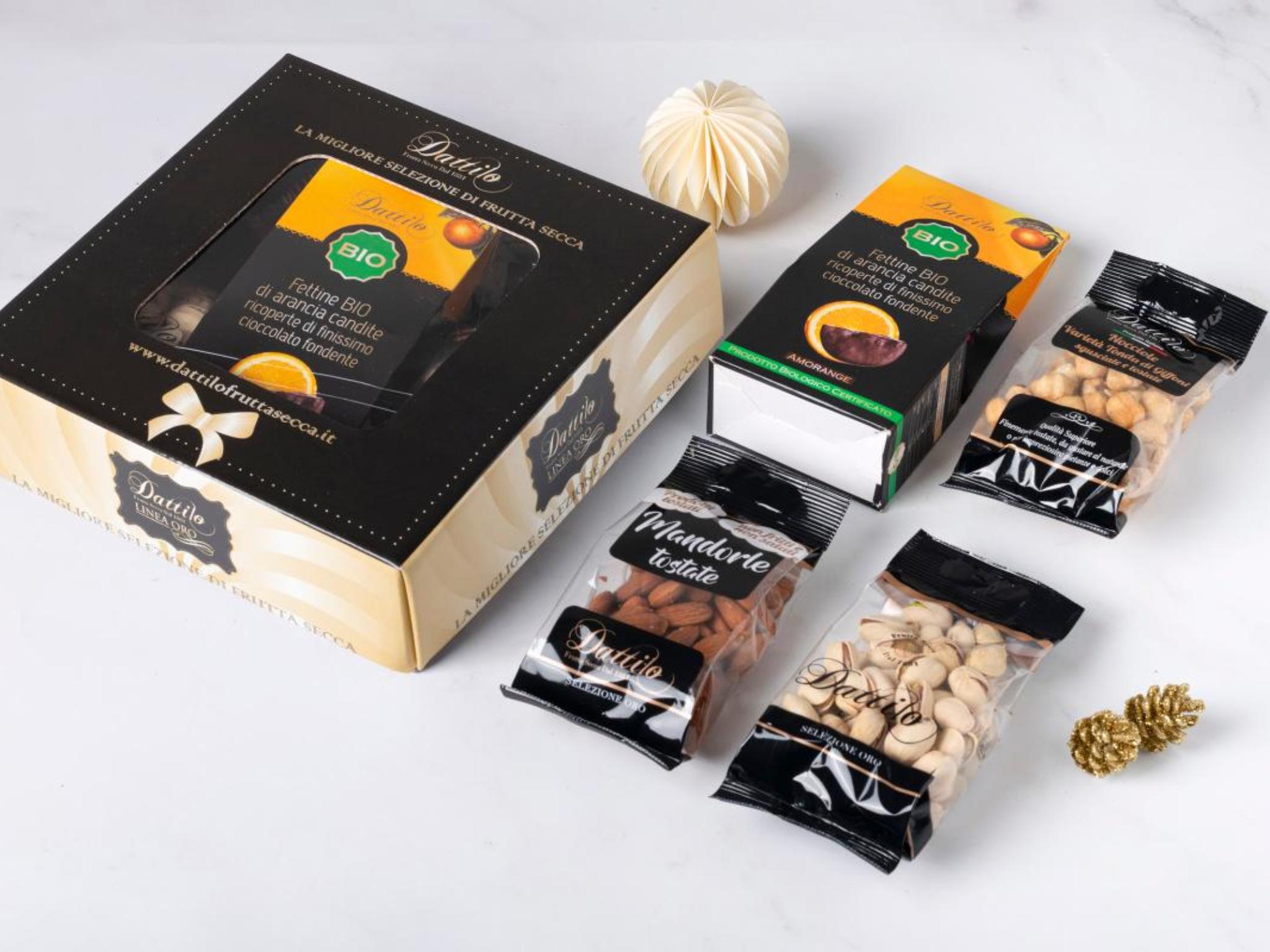 Confezione di frutta secca mista