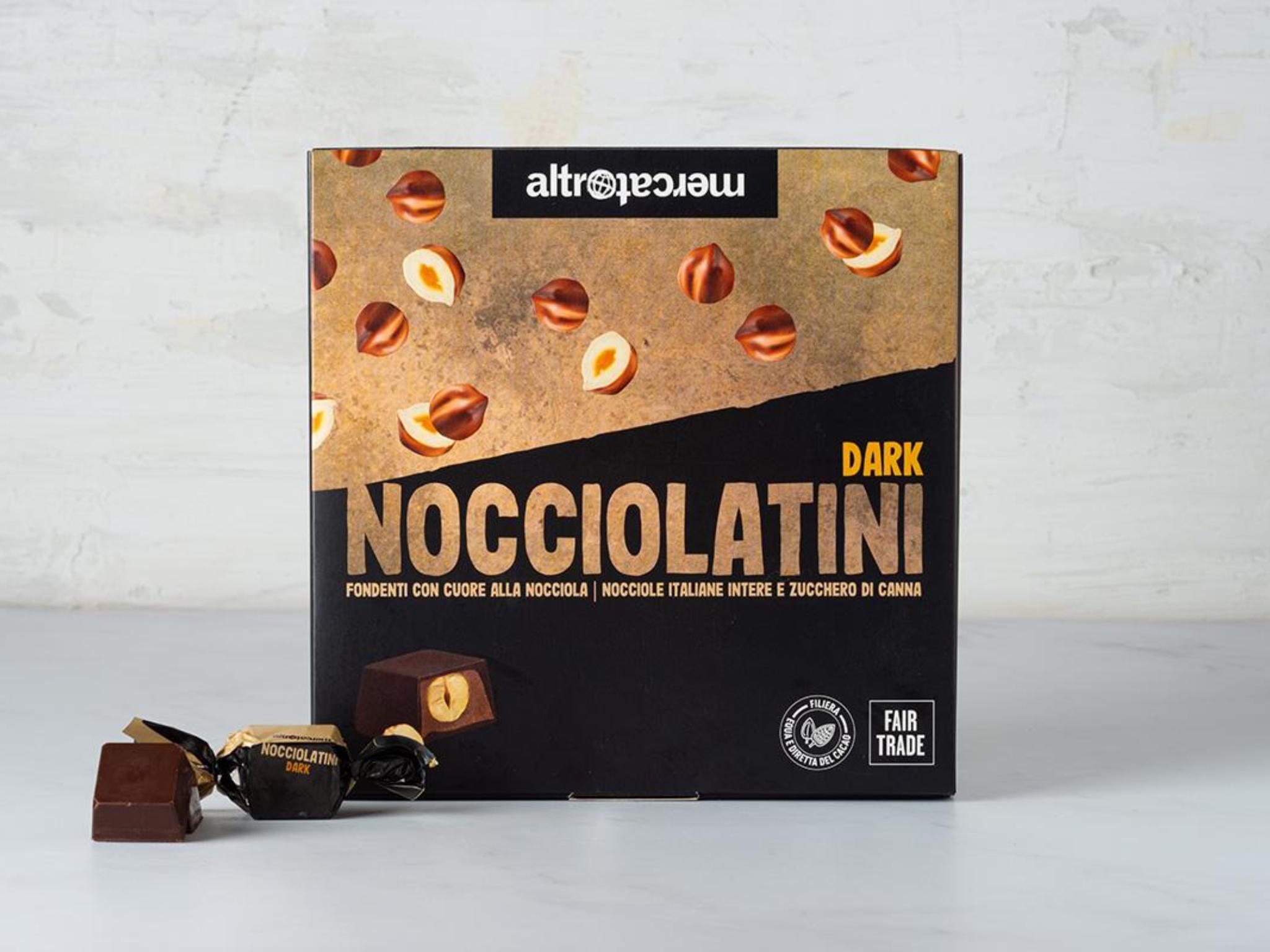 Cioccolatini fondenti ripieni di nocciola