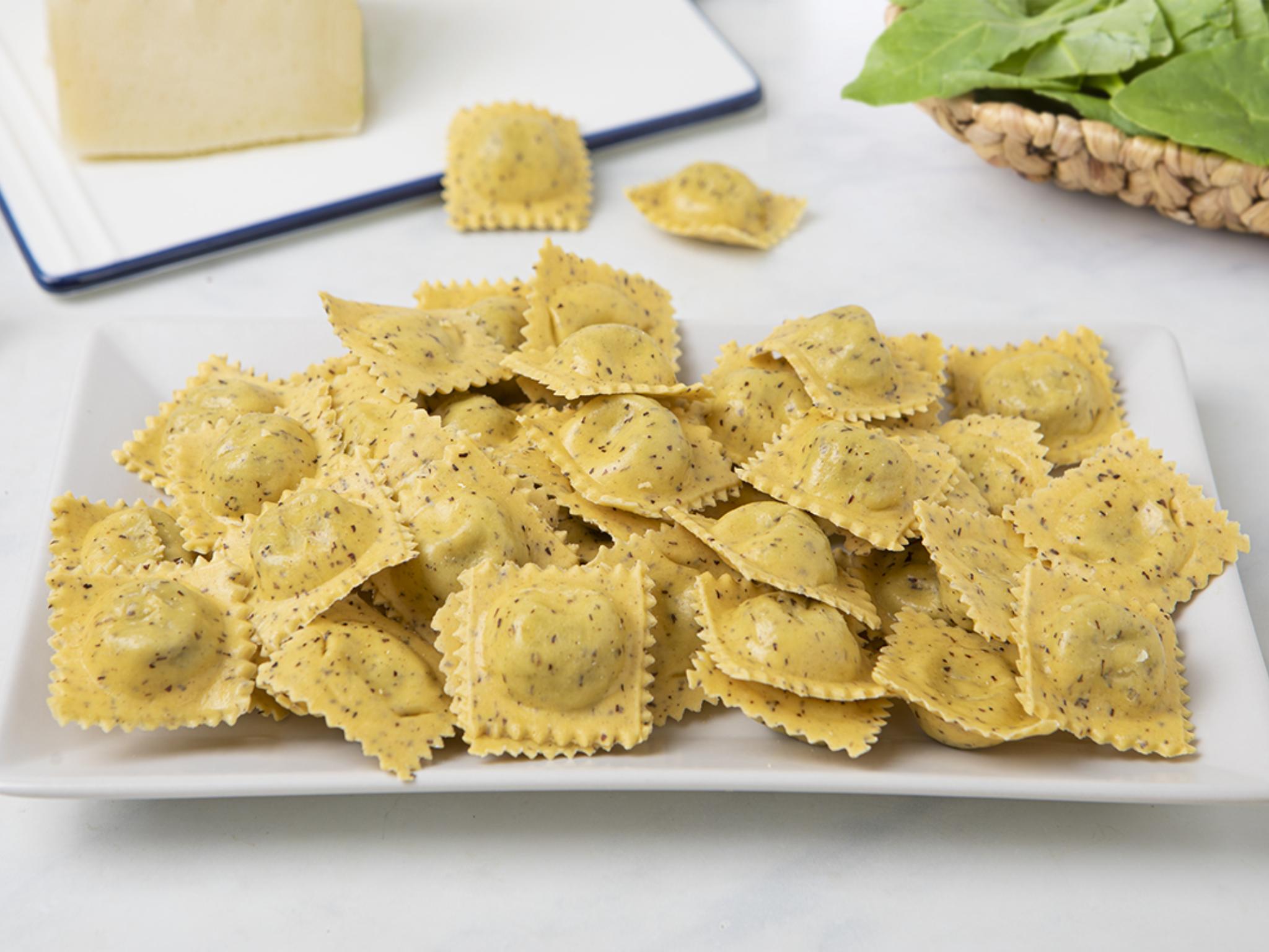 Ravioli con formaggio Storico Ribelle ed erbette