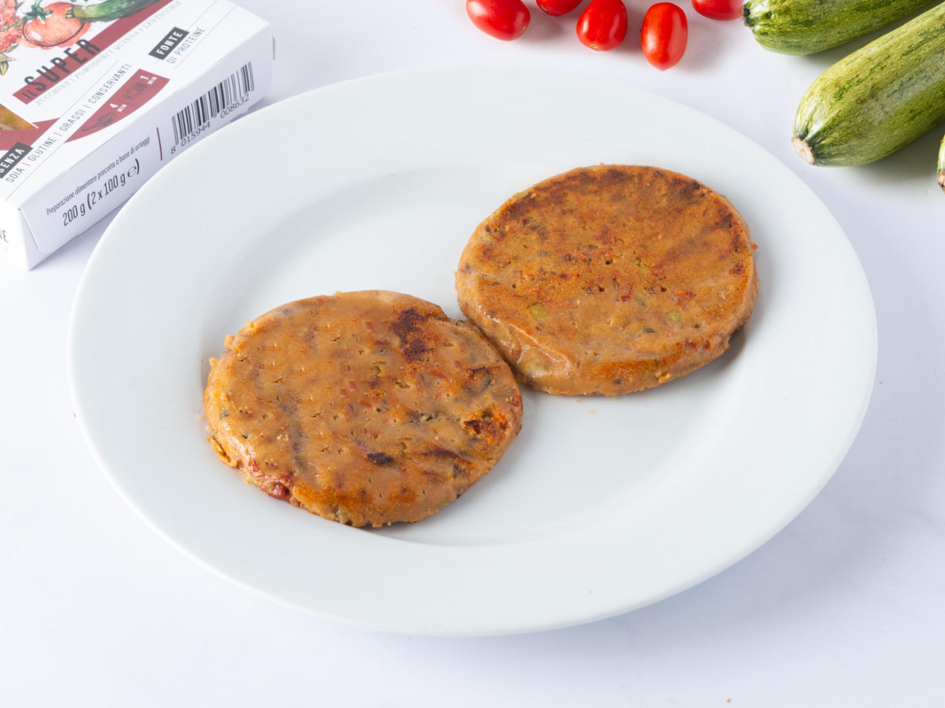 Burger con zucchine, pomodori, carote e lenticchie