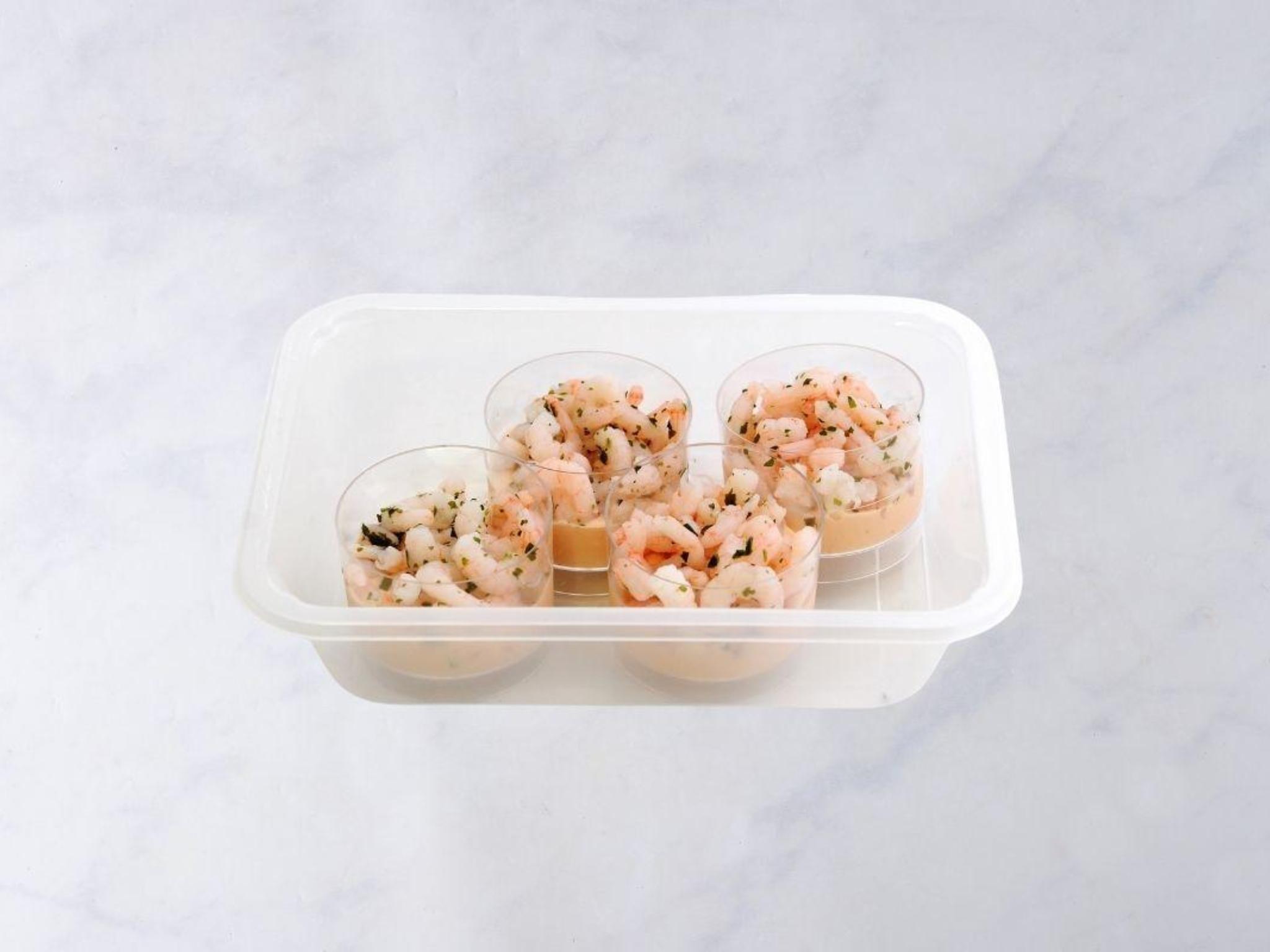 Cestini con gamberi in salsa cocktail