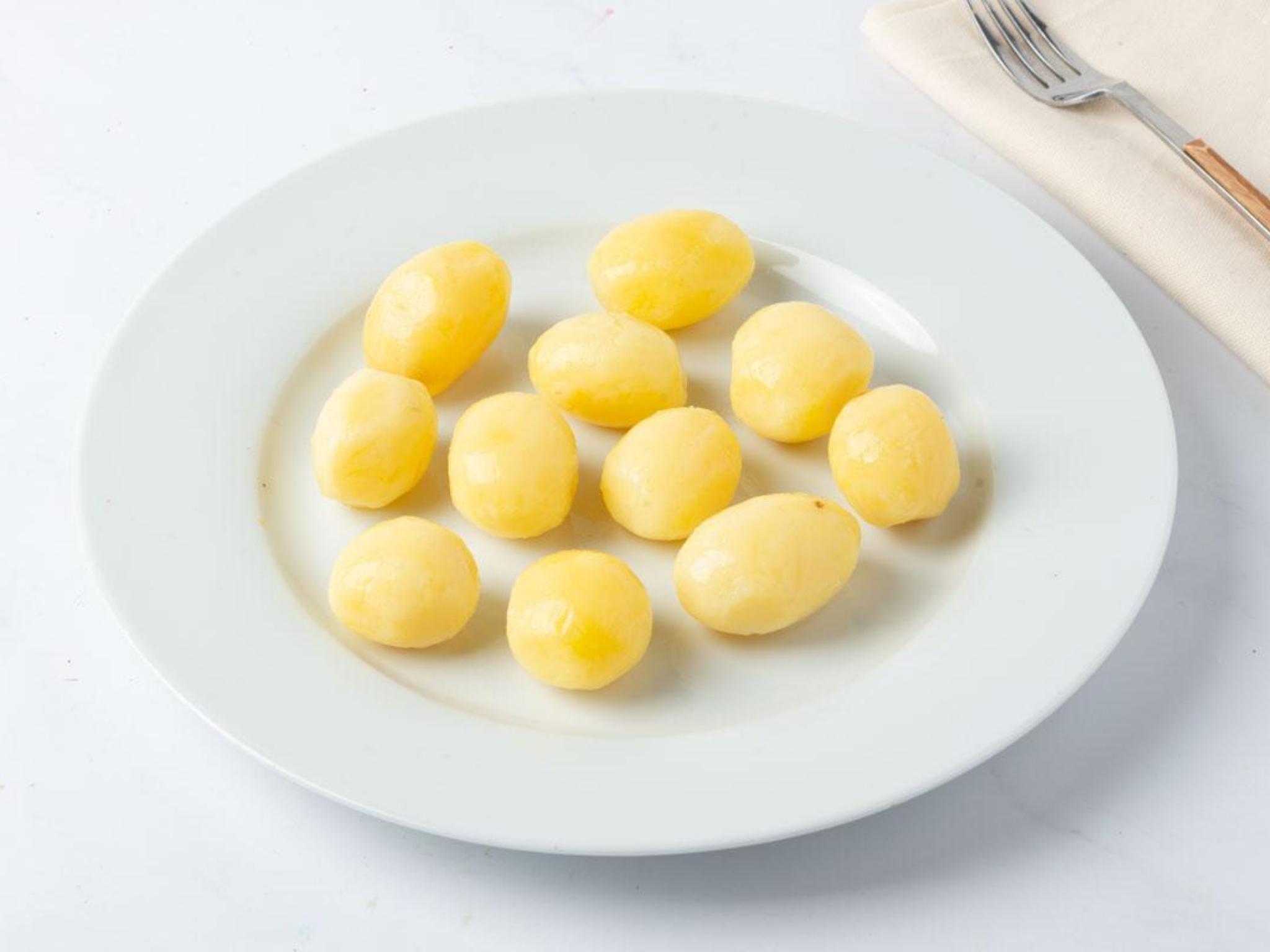 Patate tonde cotte al vapore