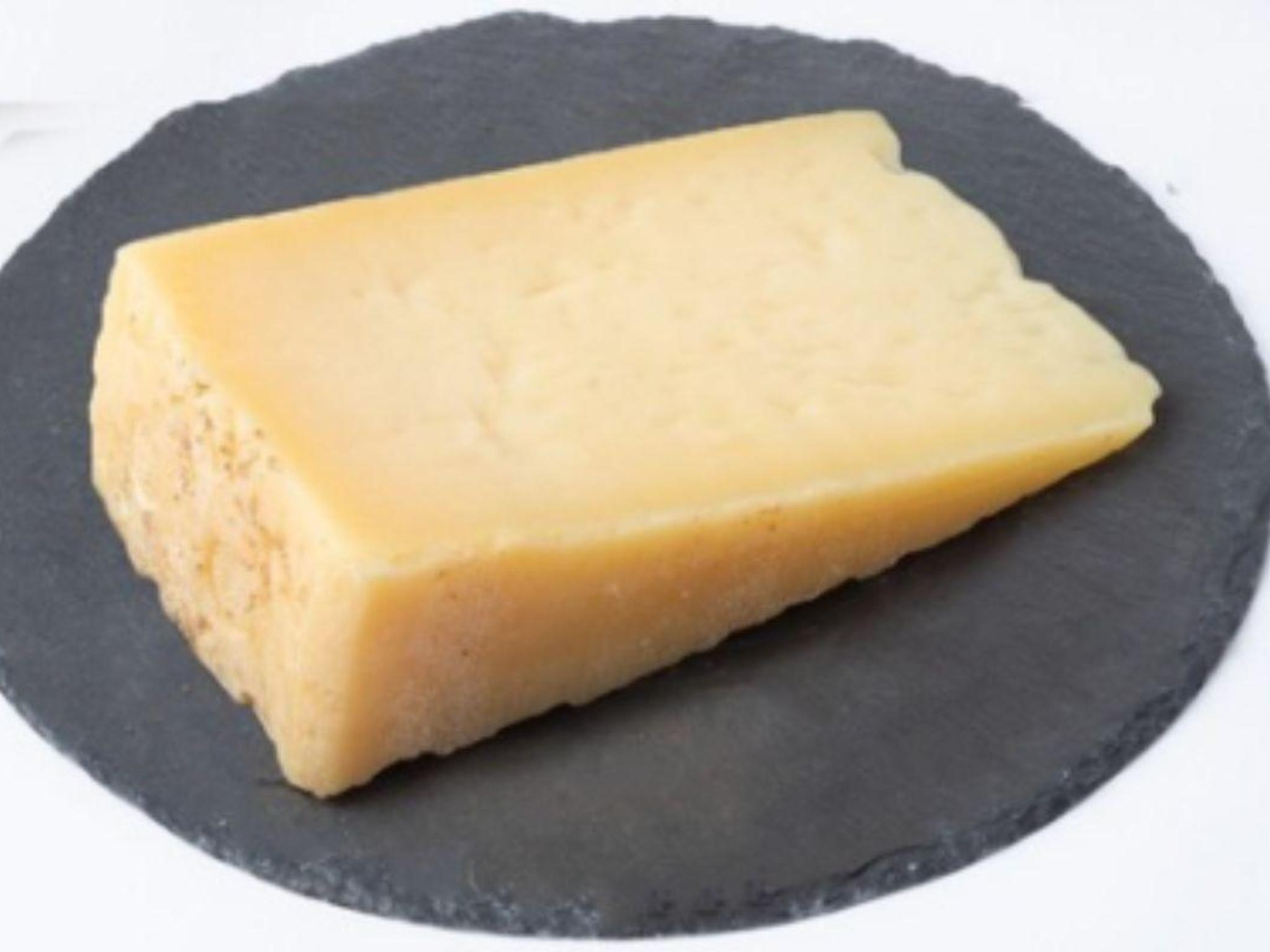 Montasio DOP stravecchio