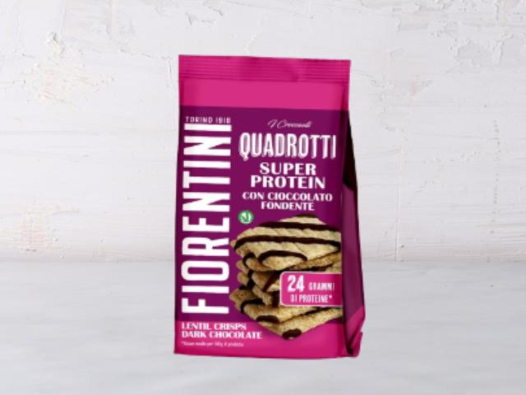 Quadrotti ricoperti di cioccolato fondente