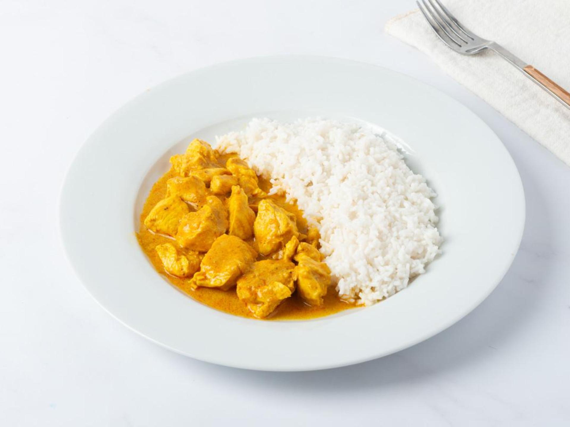 Pollo al curry e riso basmati
