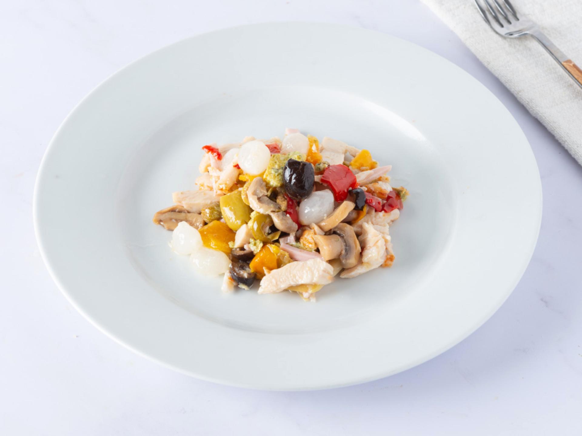 Insalata di pollo e verdure