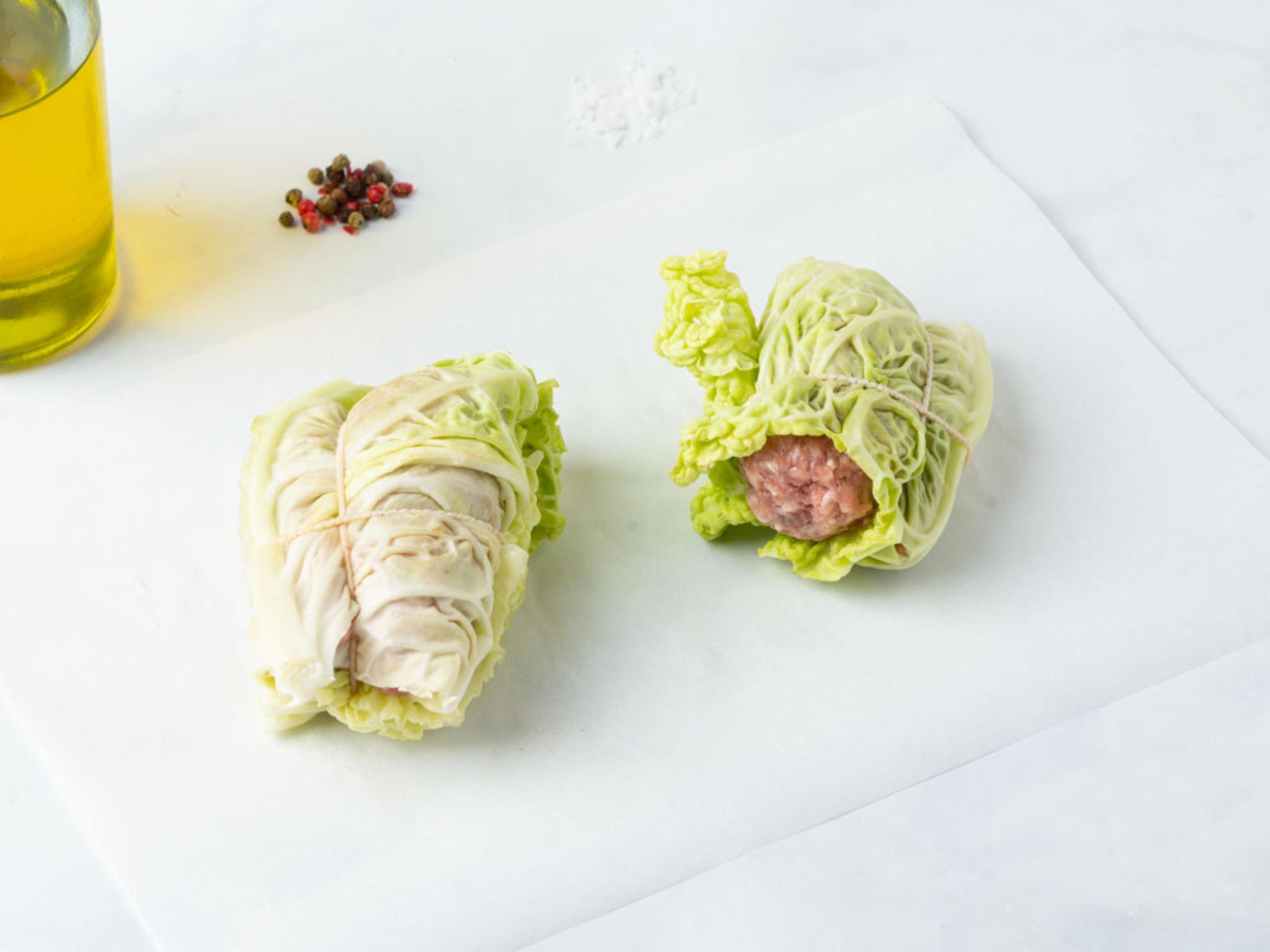 Involtini di verza ripieni di carne